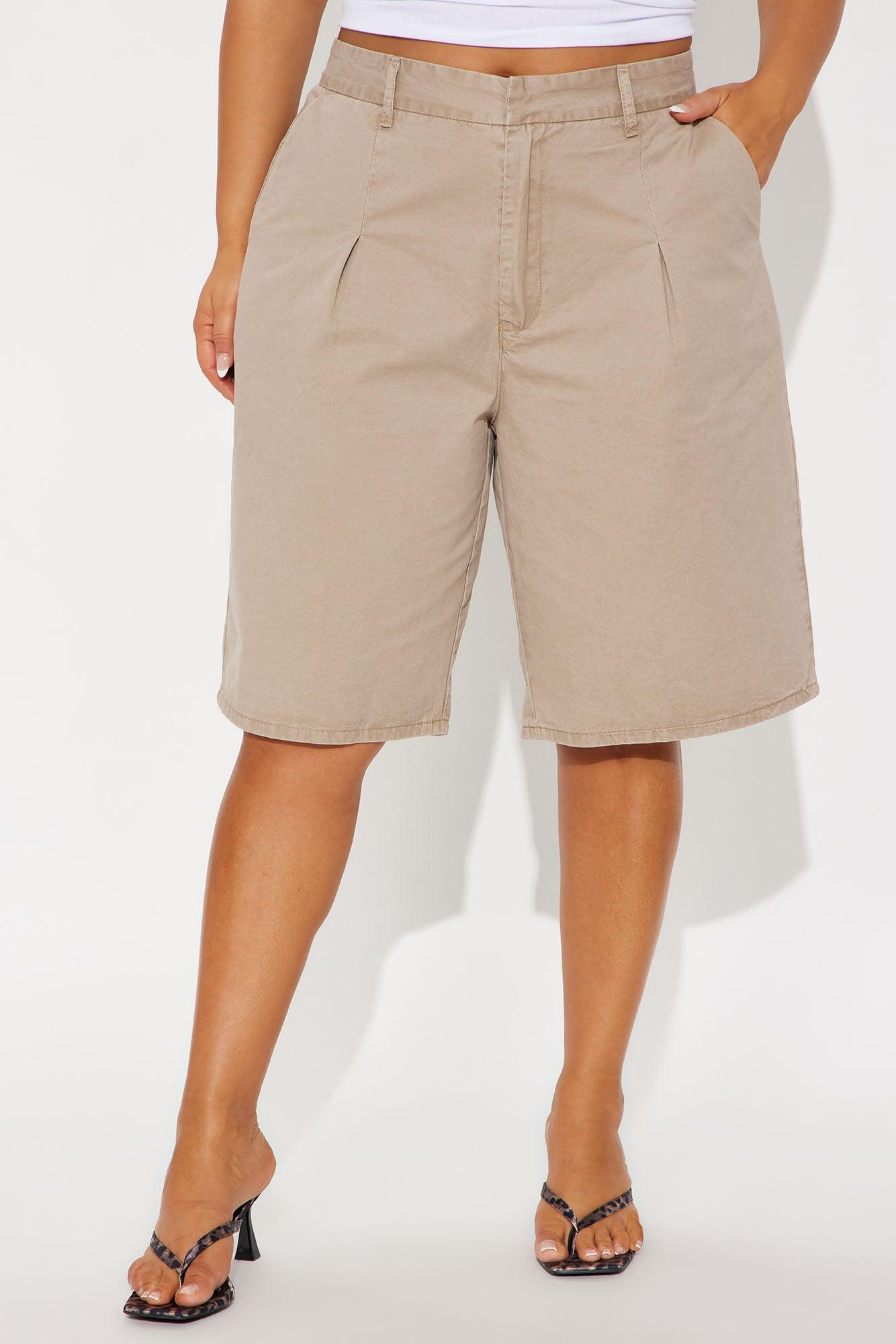 Arden Bermuda Trouser Short - Khaki Product Image