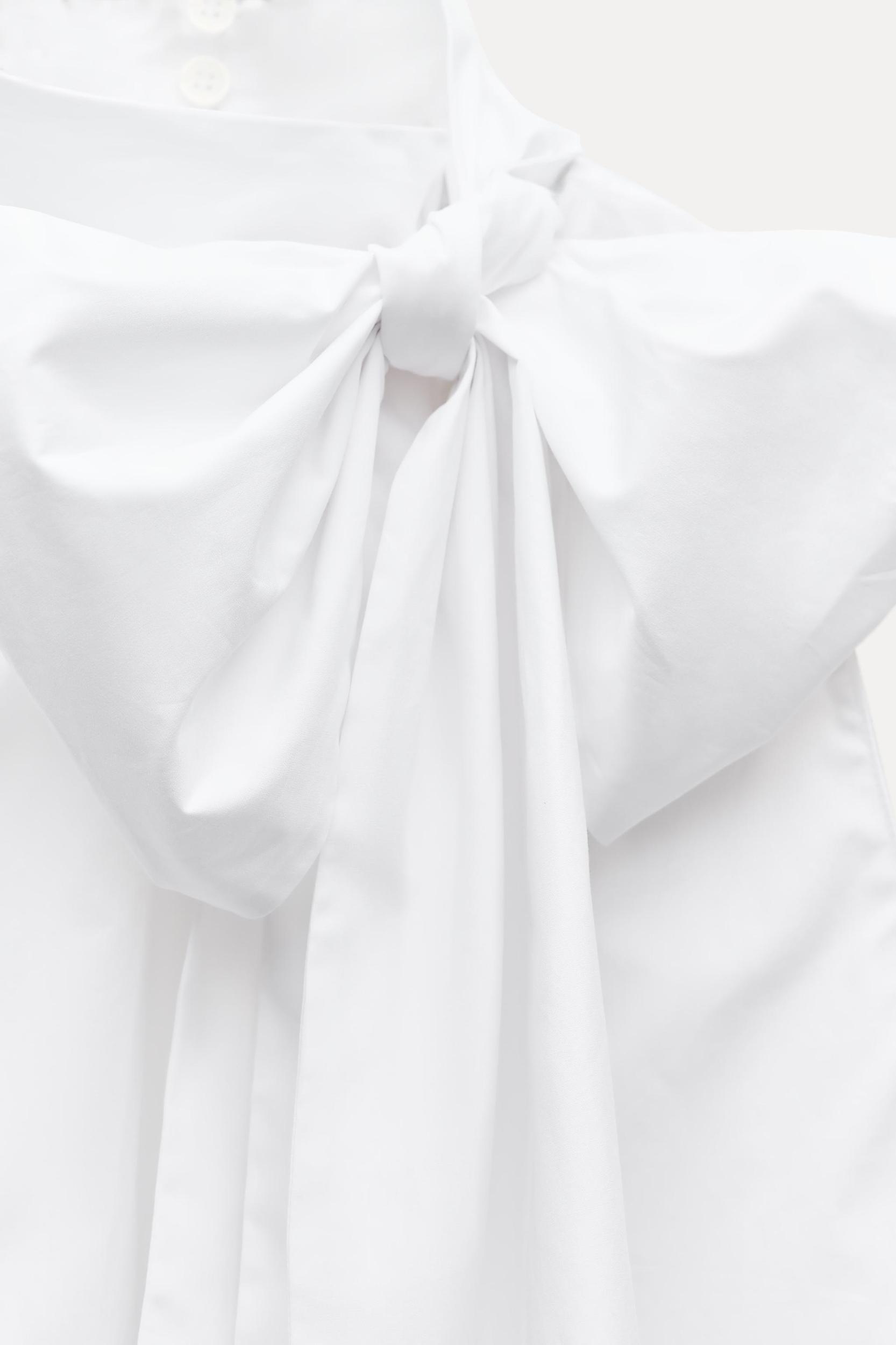 TIED HALTER TOP IN GABARDINE FABRIC Product Image