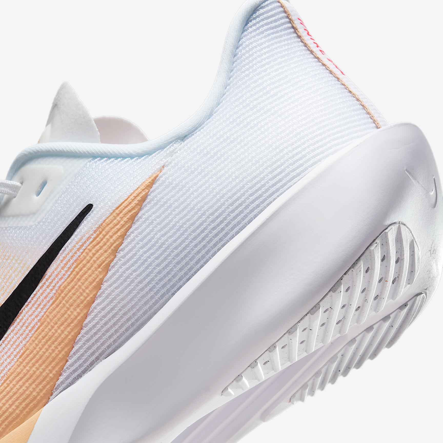Nike Men's Zoom Rival Fly 4 Road Racing Shoes Product Image
