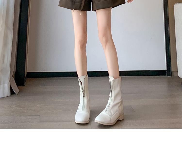 Drawstring Waist Plain Faux Leather Shorts Product Image