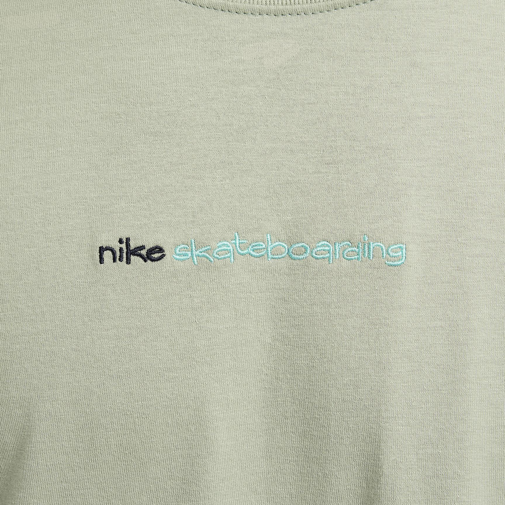 Nike Sportswear Men's Max90 T-Shirt Product Image