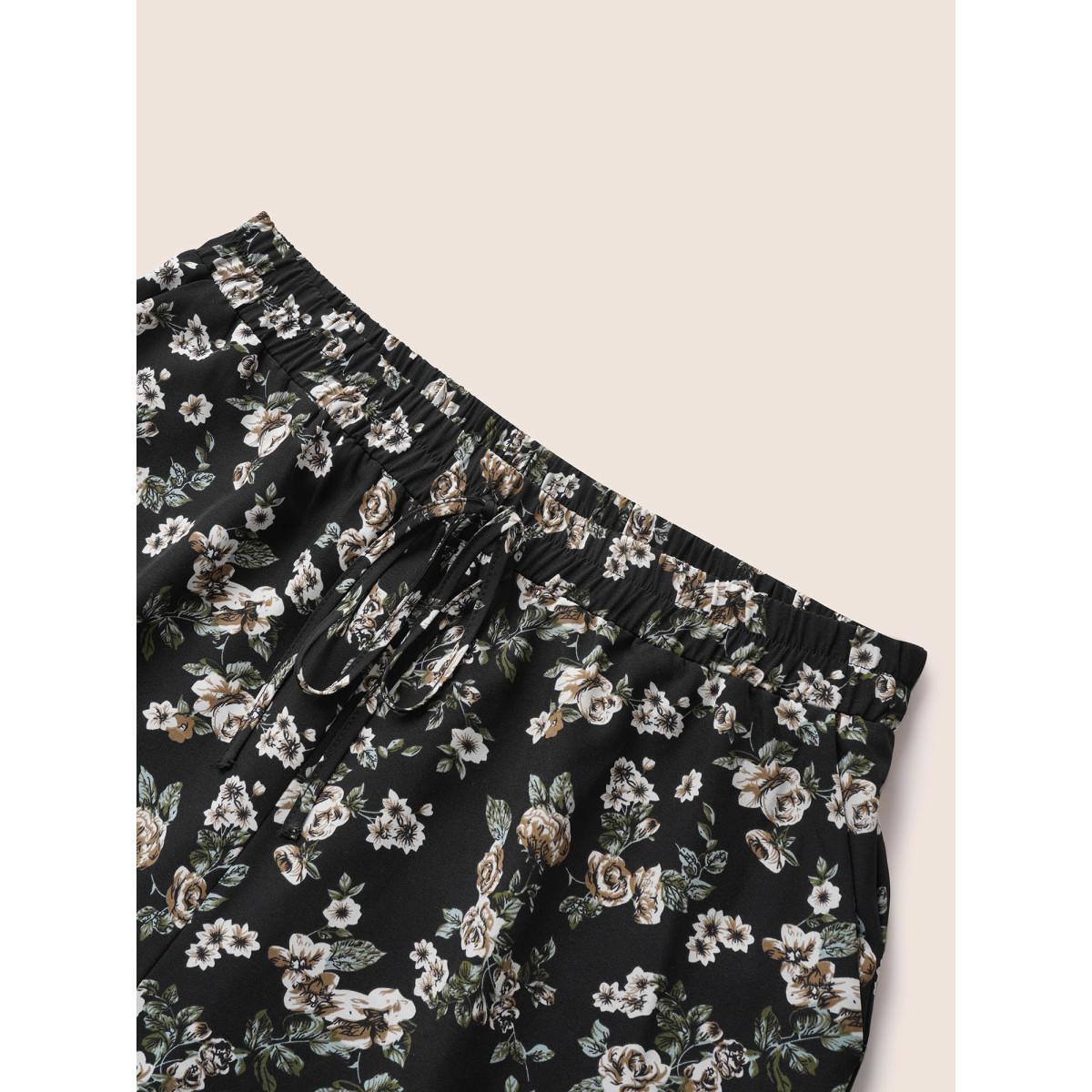 Plus Size Ditsy Floral Ties Split Hem Wide Leg Pants Women BlackFlower Resort Wide Leg High Rise Vacation Pants BloomChic 18-20/2X Product Image