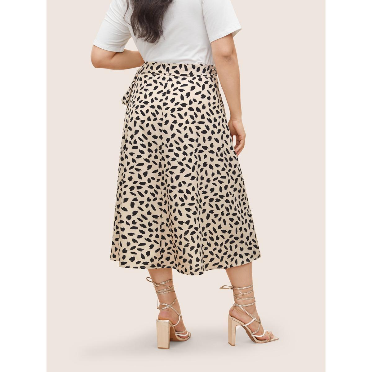 Plus Size Graphic Ties Knotted Wrap Hem Skirt Women Tan Elegant Belted No stretch Slanted pocket Everyday Skirts BloomChic 12/L Product Image