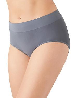 Wacoal Feeling Flexible Seamless Brief Product Image