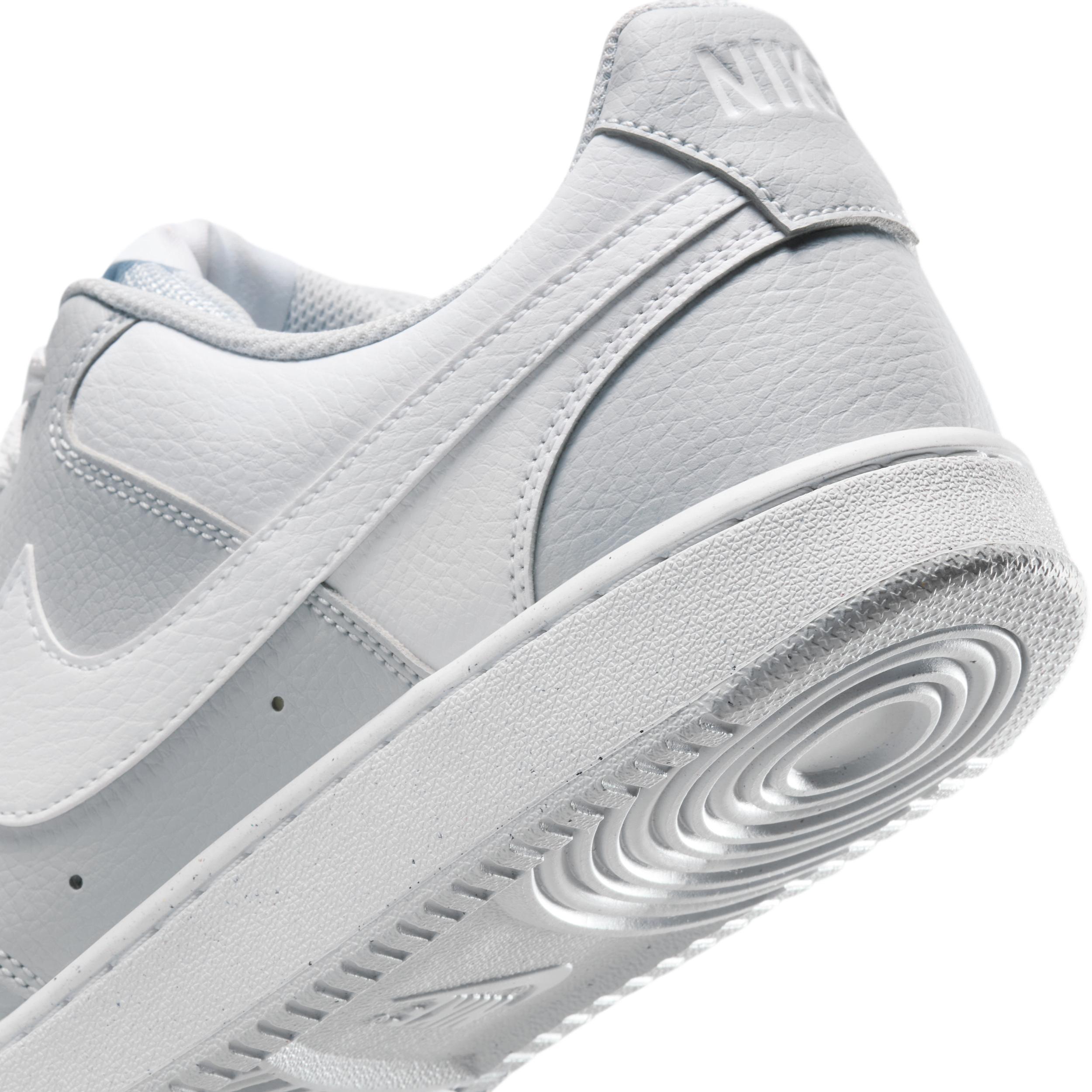 Nike Men's Court Vision Low Shoes Product Image