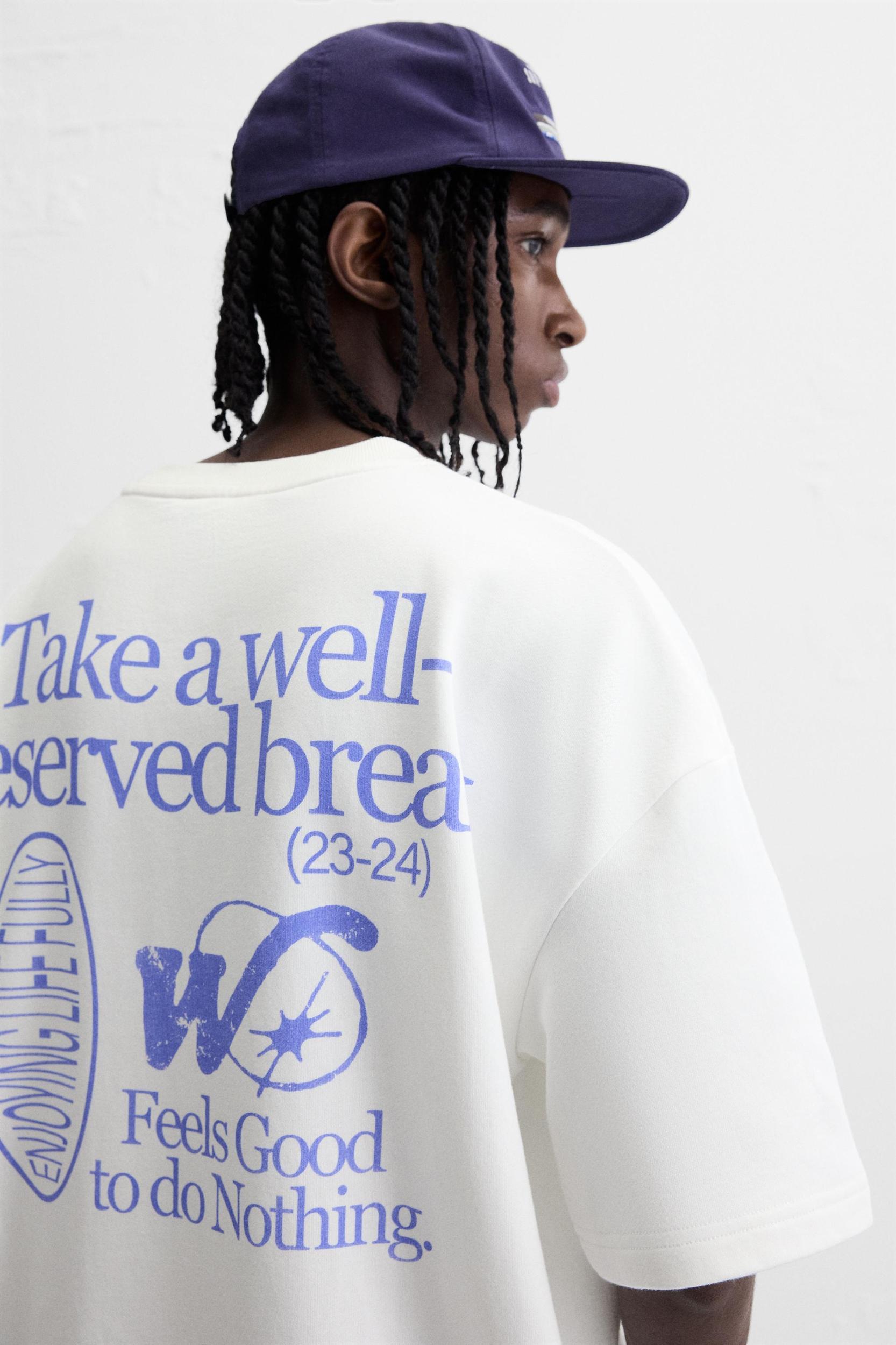 CONTRAST PRINT SWEATSHIRT Product Image