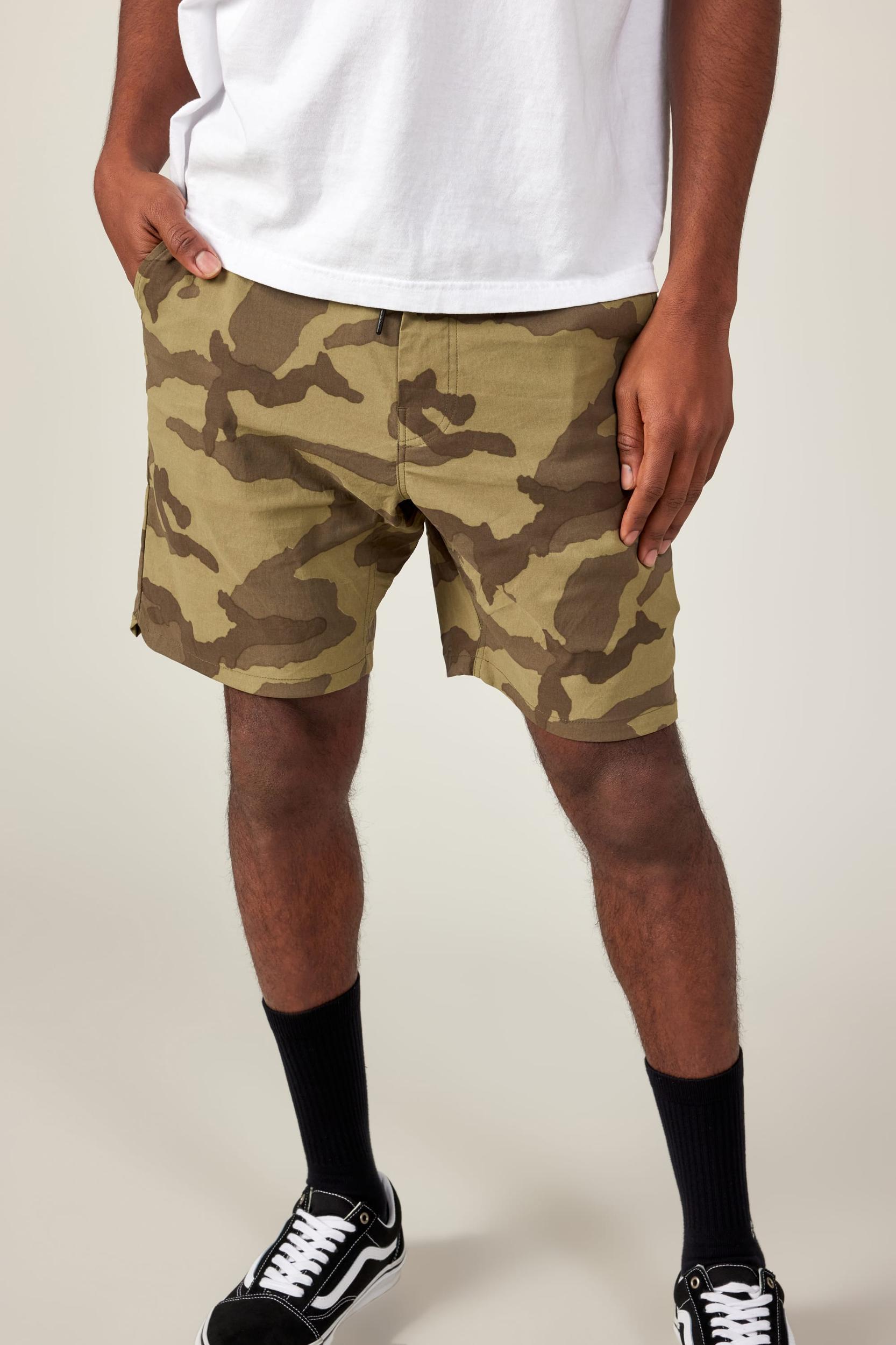 686 Men's Everywhere Featherlight Chino Short Male Product Image