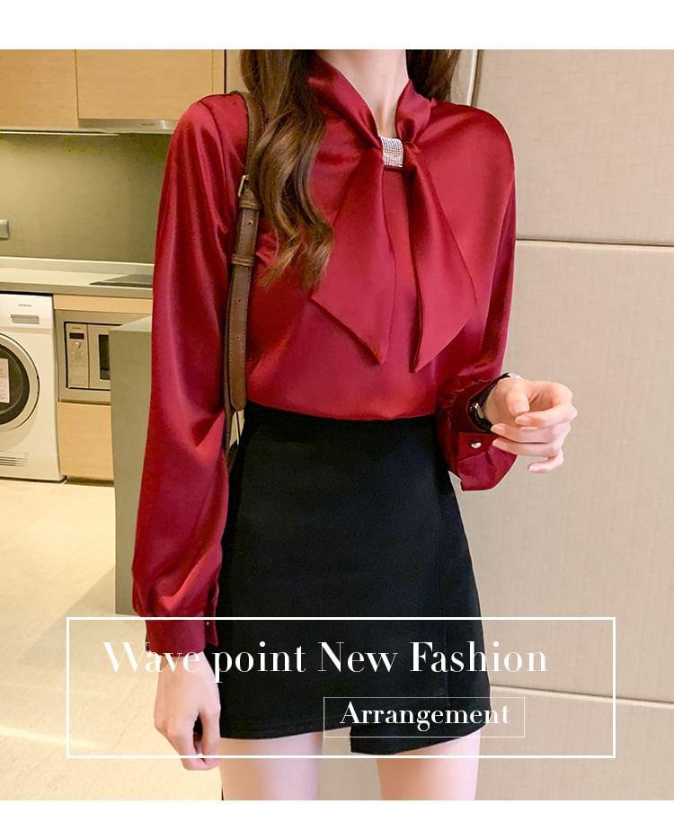 Long-Sleeve Plain Bow Blouse Product Image