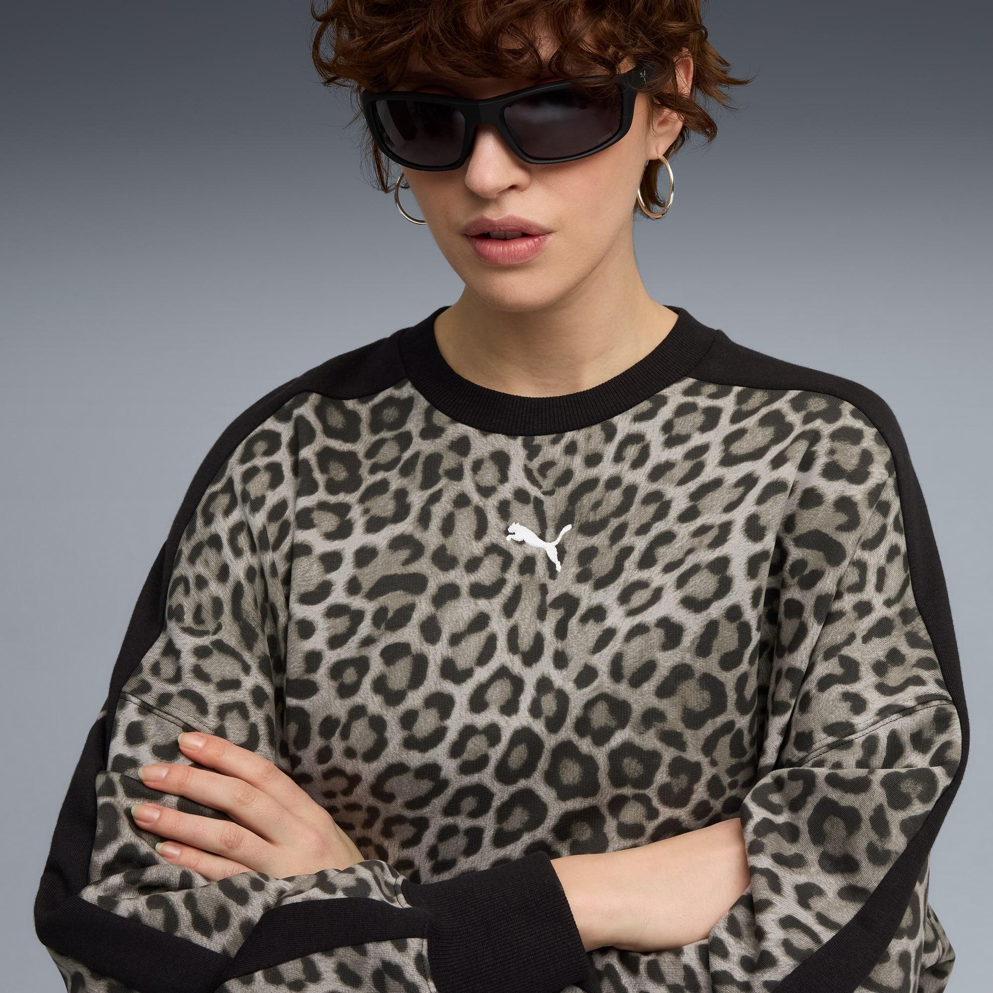 T7 Leo Oversized Crew Sweatshirt Women Product Image