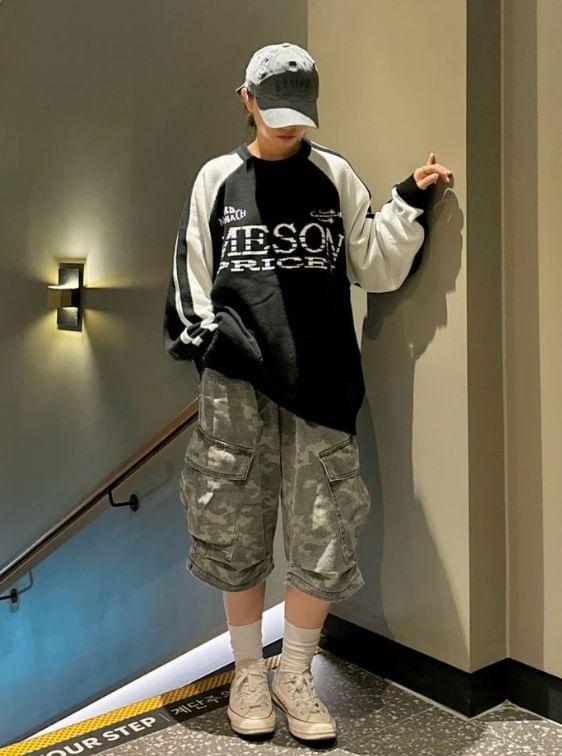 Long Sleeve Color-Block Lettering Print Loose-Fit Sweater Product Image