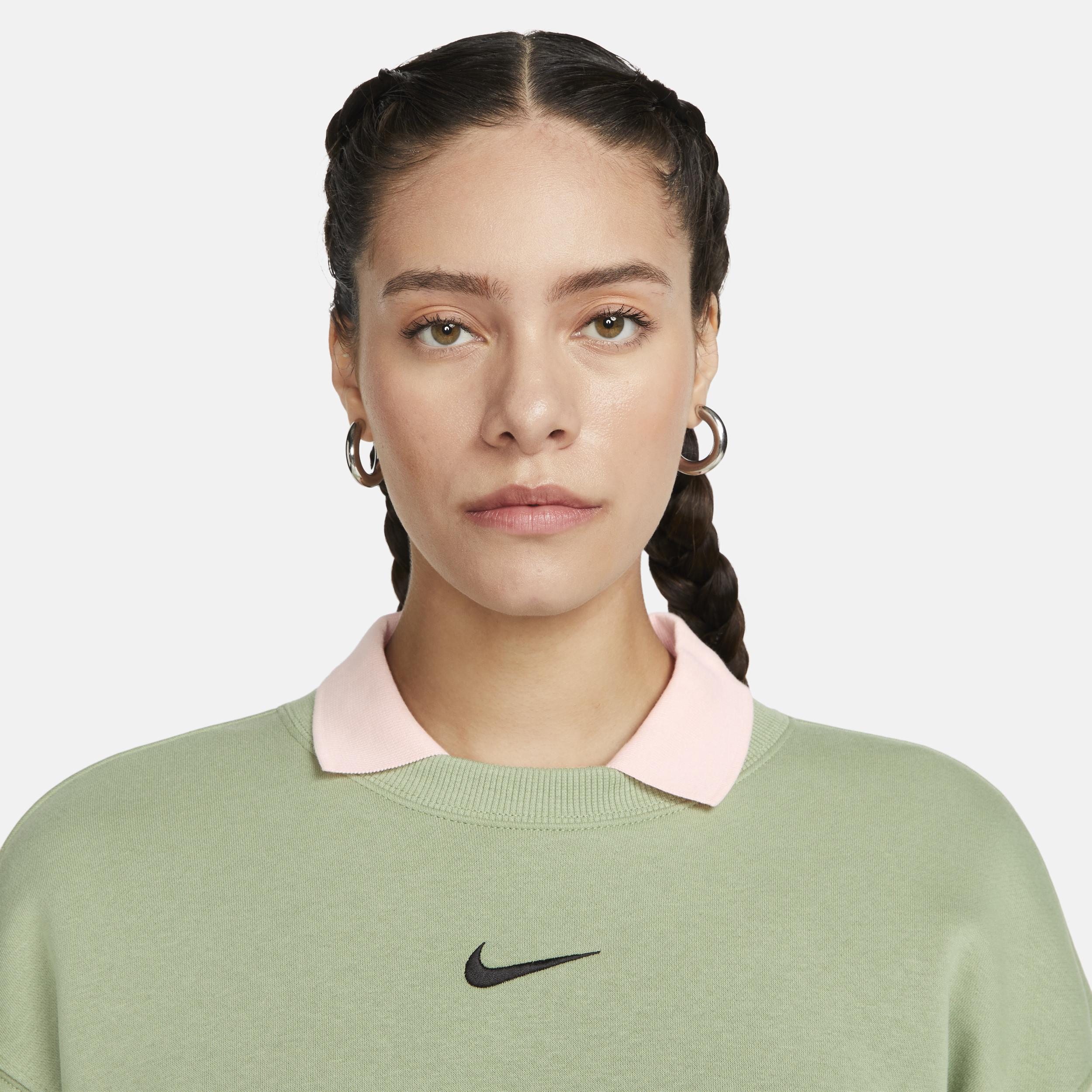 Nike Womens Sportswear Phoenix Fleece Oversized Crewneck Sweatshirt Product Image