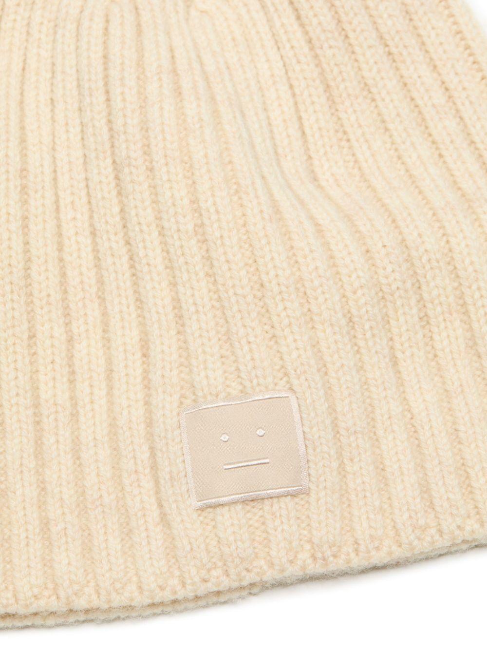 knitted beanie Product Image