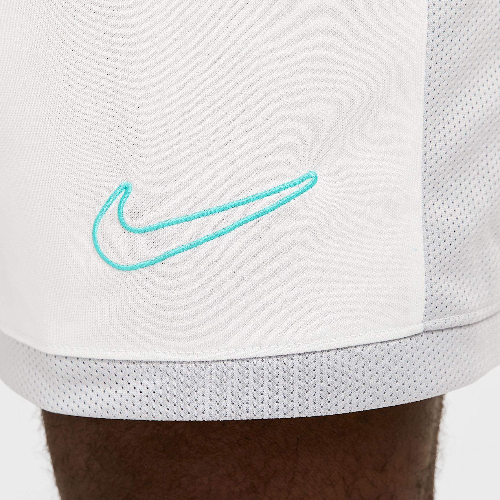 Nike Academy Men's Dri-FIT Soccer Shorts Product Image
