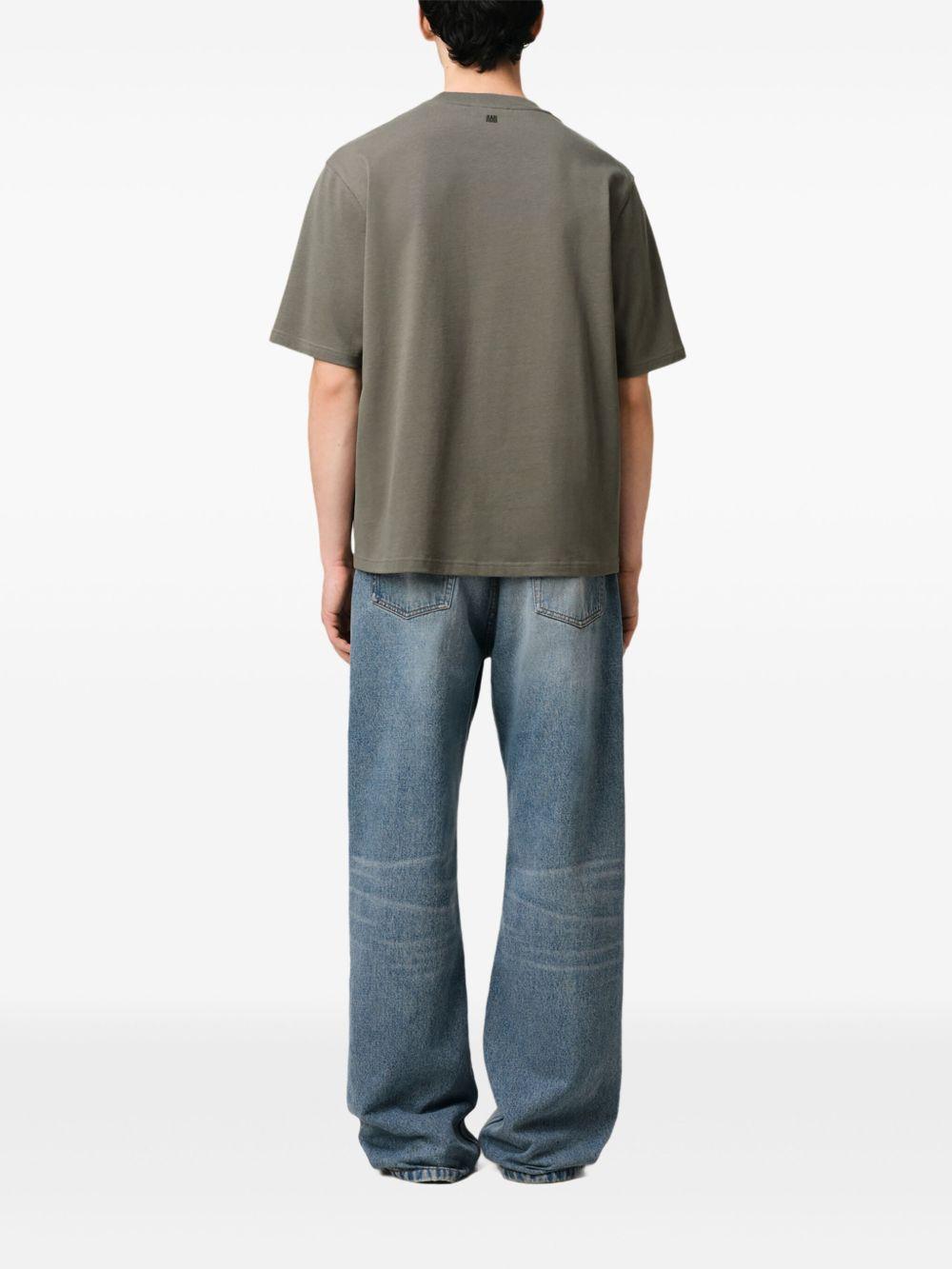 Ami de Coeur T-shirt Product Image