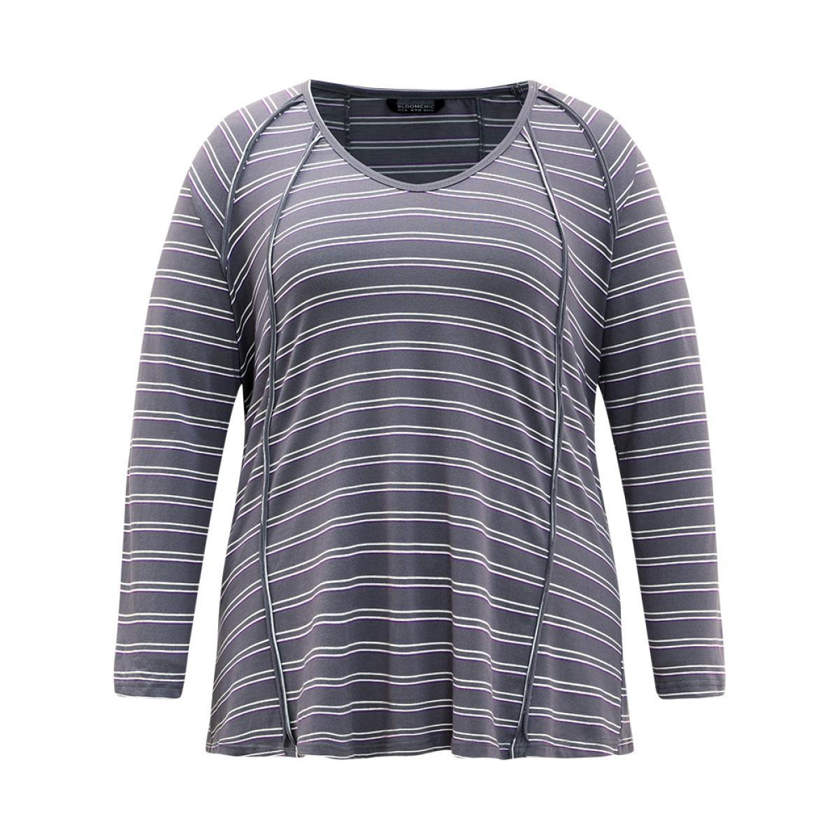 Plus Size Striped Patchwork Raglan Sleeve T-shirt Heather Women Casual Contrast Striped V-neck Dailywear T-shirts BloomChic 28/5X Product Image
