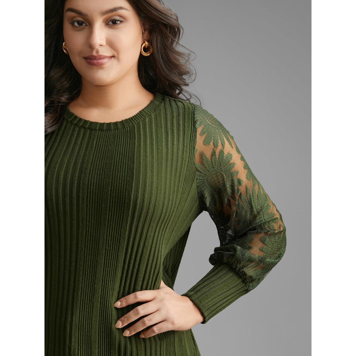 Plus Size Texture Lace Patchwork Mesh T-shirt DarkGreen Women Elegant Texture Round Neck Everyday T-shirts BloomChic 26/4X Product Image