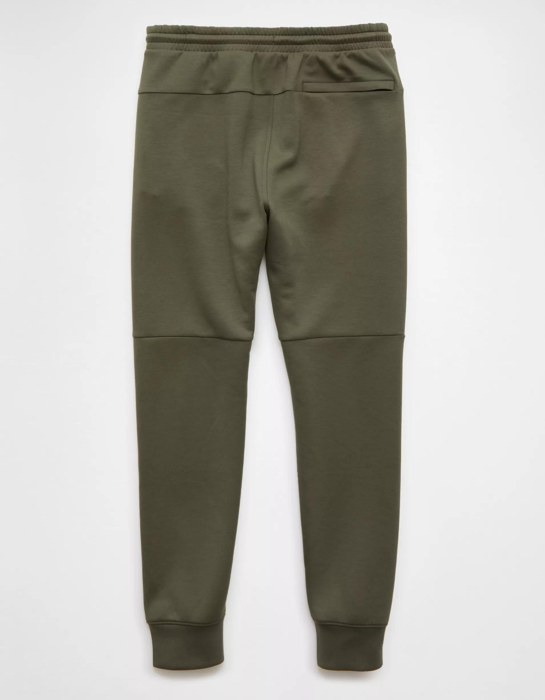 AE 24/7 Jogger Product Image