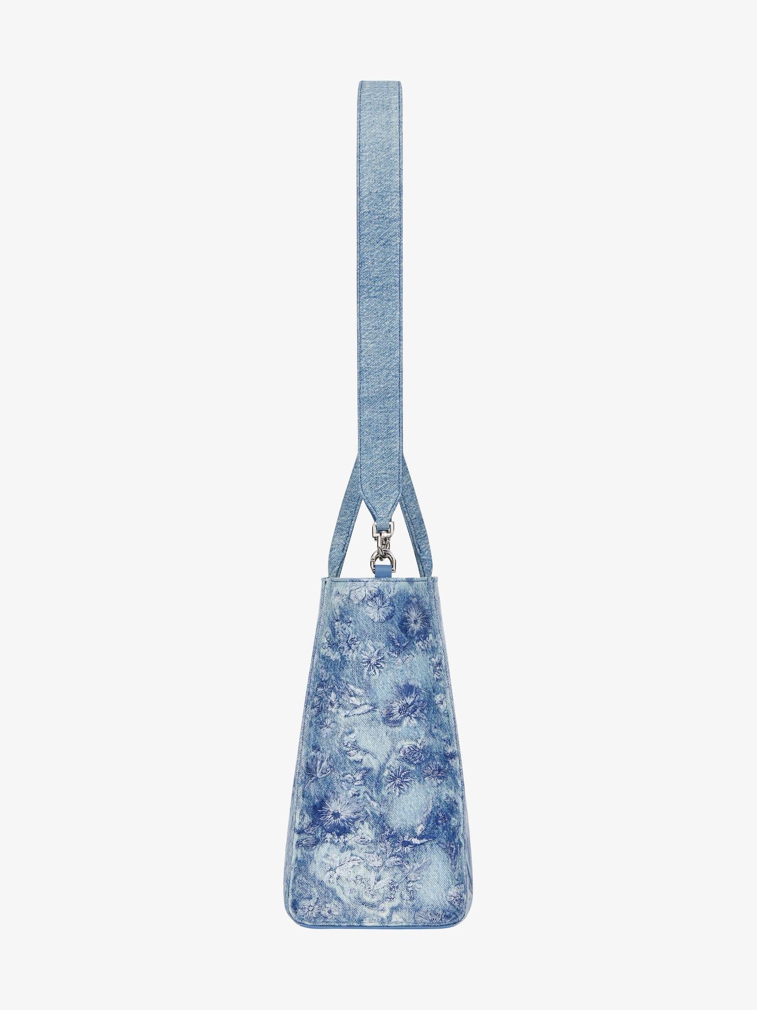 Medium G-Tote bag in washed embroidered denim Product Image