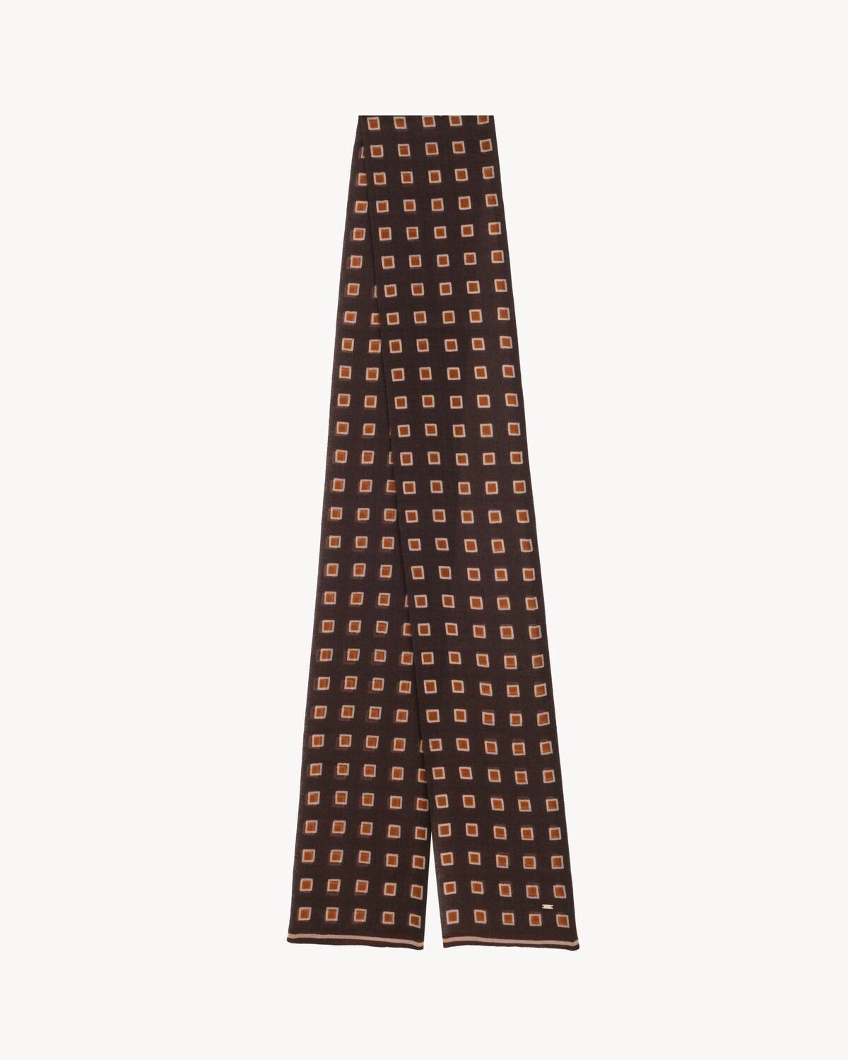 lavallière in square wool Product Image