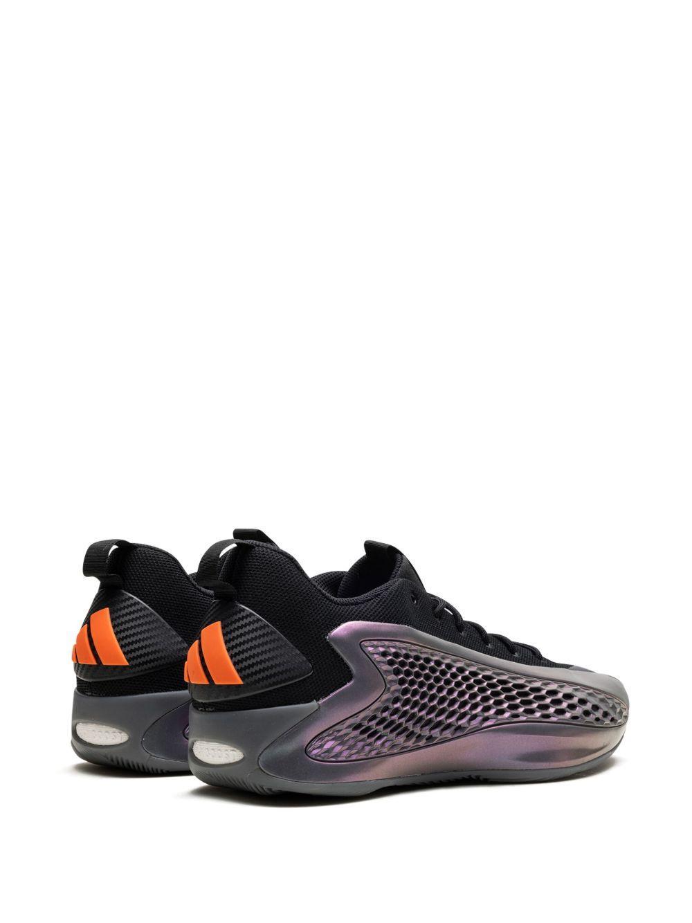 1906U"Linen/Dark Olivine/Flat Taupe" sneakers Product Image