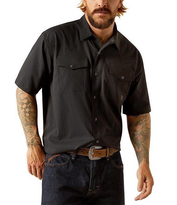 Ariat VentTEK Classic Fit Performance Short Sleeve Solid Woven Western Shirt Product Image