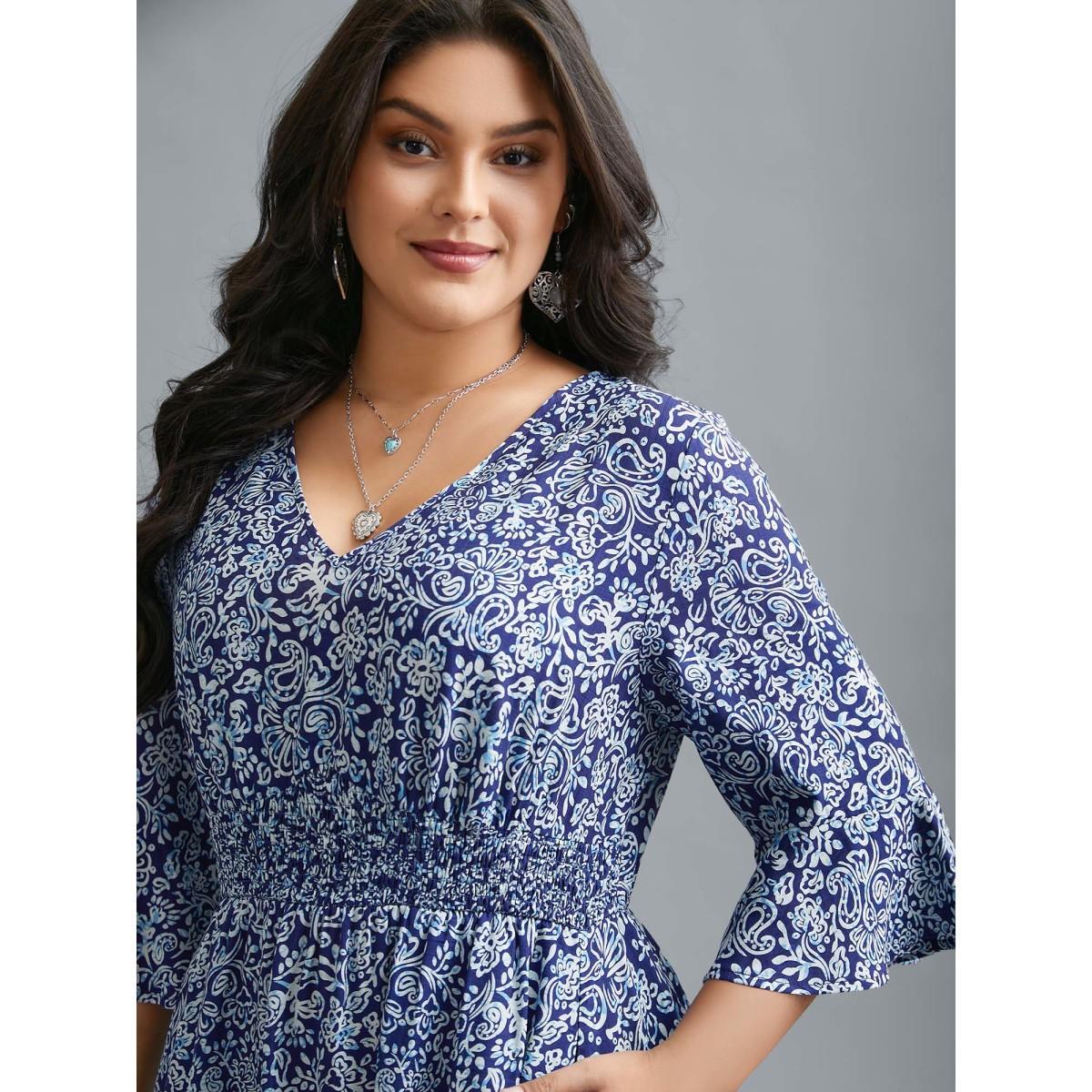 Plus Size V-Neck Paisley Print Smocked Waist Dress DarkBlue Women Resort Non V-neck Elbow-length sleeve Curvy BloomChic 28/5X Product Image