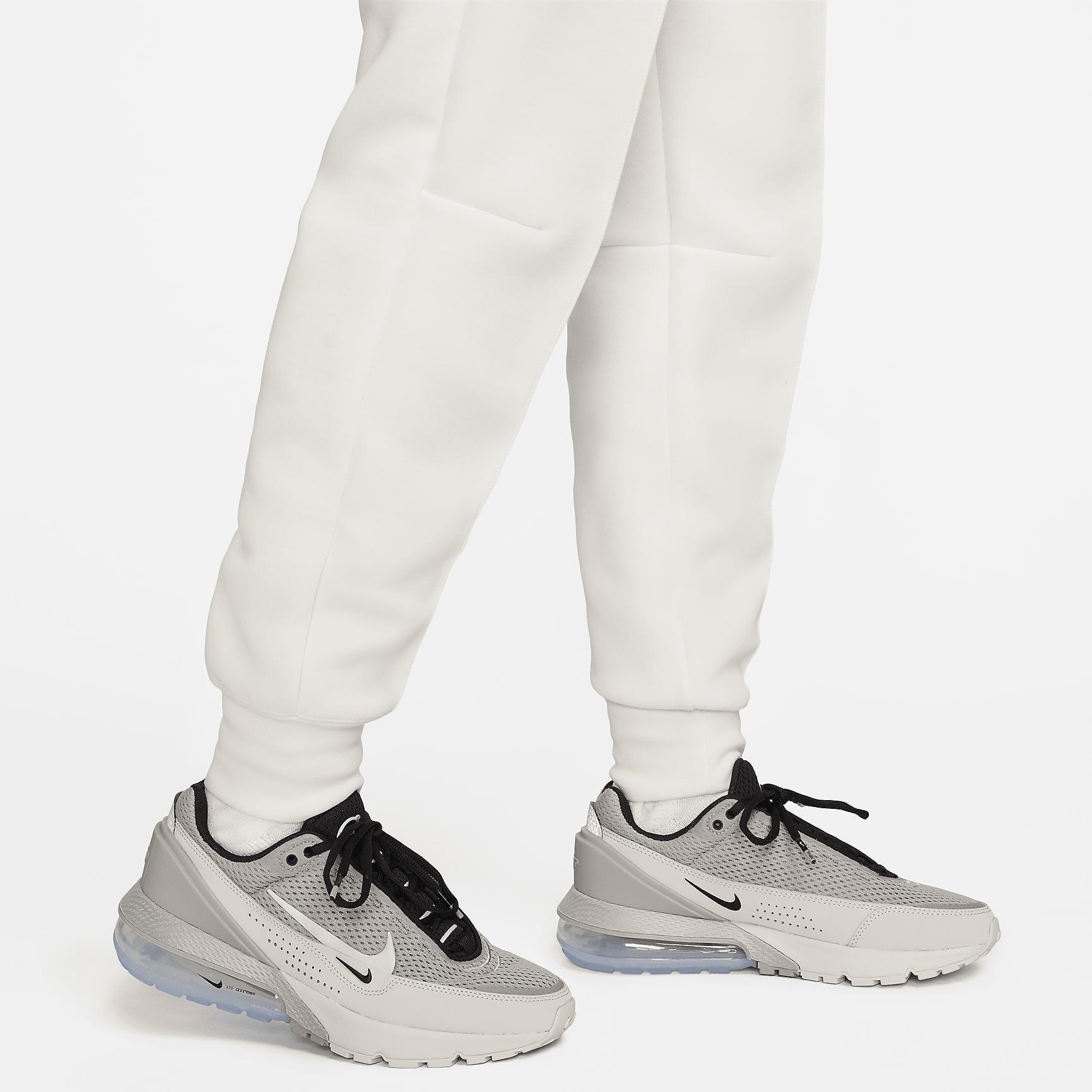 Nike Sportswear Tech Fleece Women's Mid-Rise Joggers Product Image