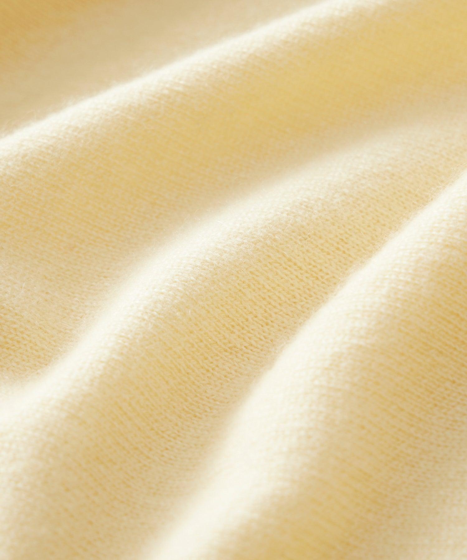 Cashmere Crewneck in Pale Yellow Product Image