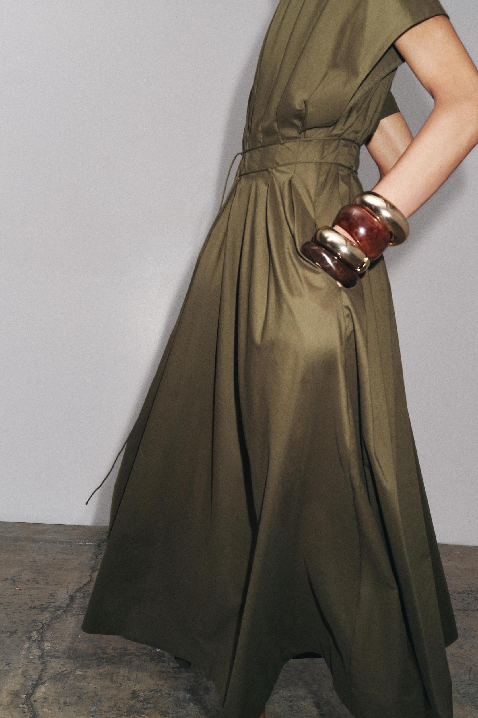ZW COLLECTION PLEATED MIDI DRESS Product Image