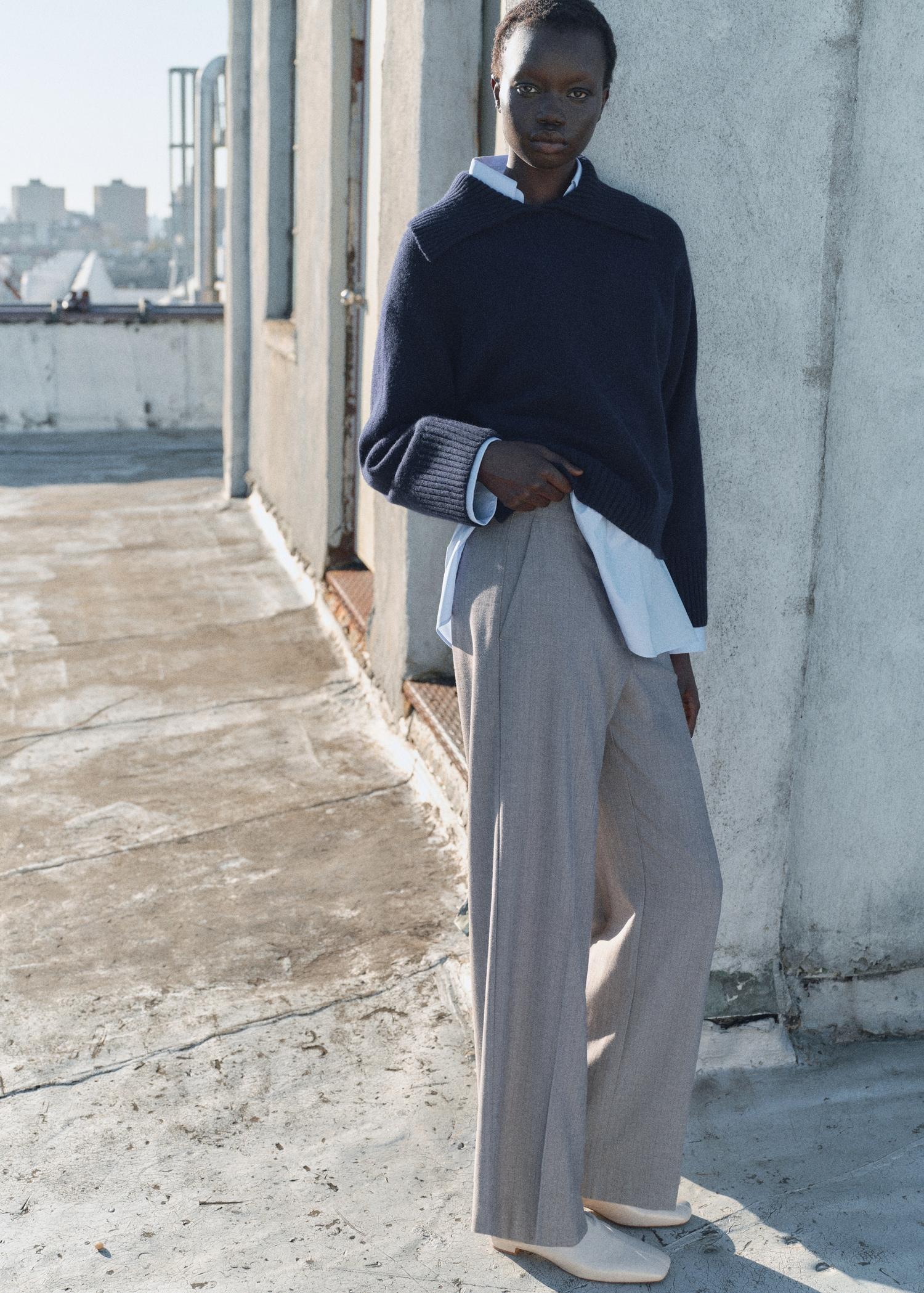 Mid-rise wideleg pants - Women | MANGO USA Product Image