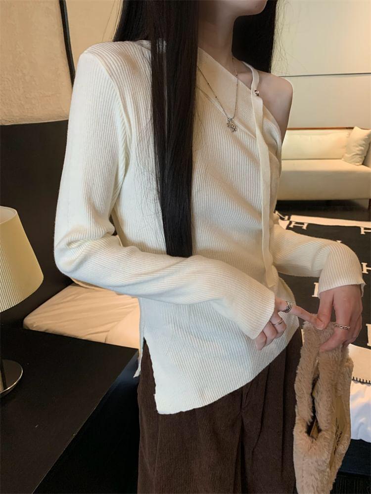 Long-Sleeve Asymmetrical Neck Cold-Shoulder Plain Ribbed Knit Top Product Image