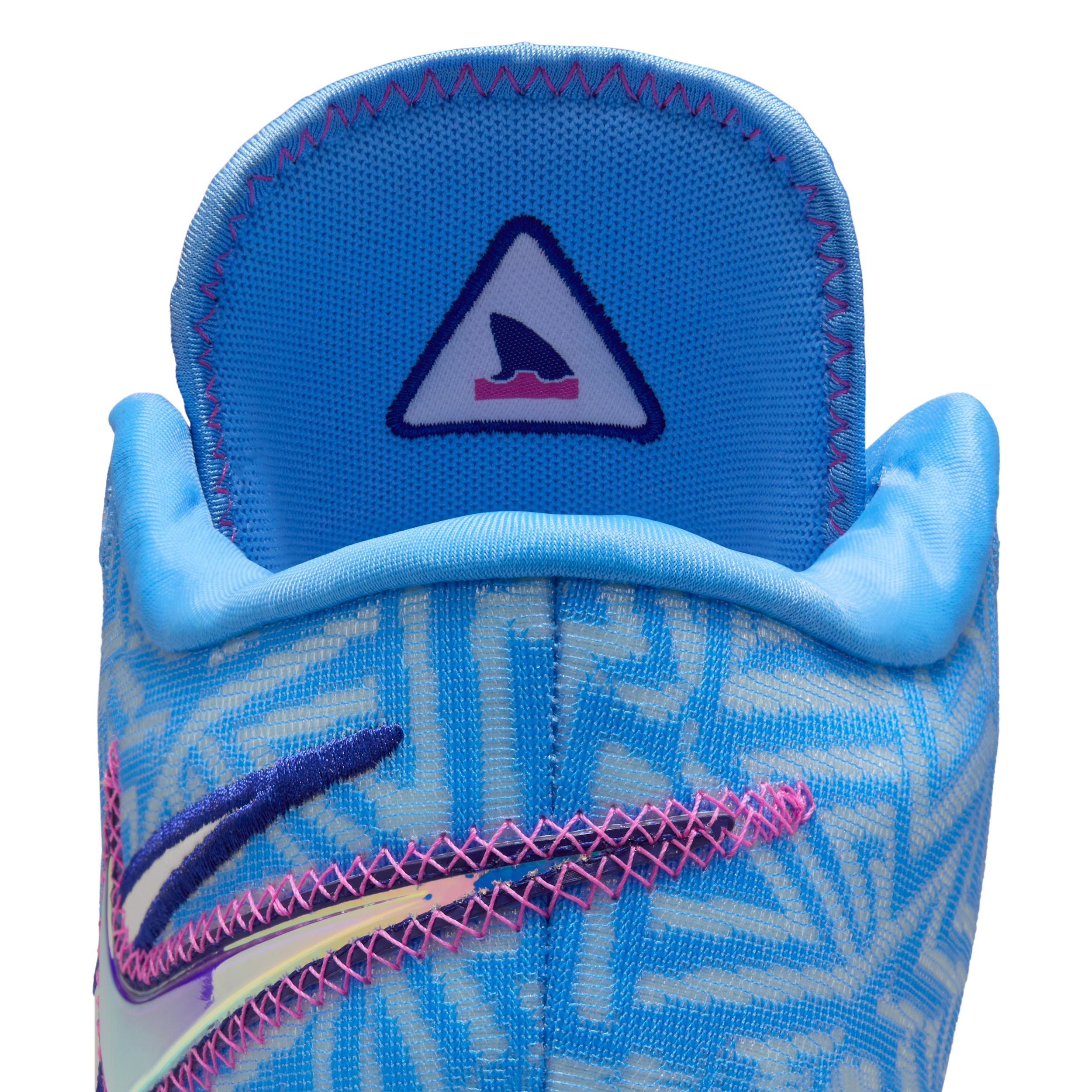 Nike Men's LeBron NXXT Genisus Basketball Shoes Product Image