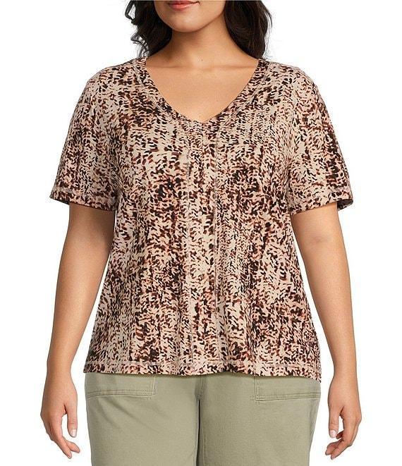 Westbound Plus Size Animal Texture Short Short V-Neck Top Product Image