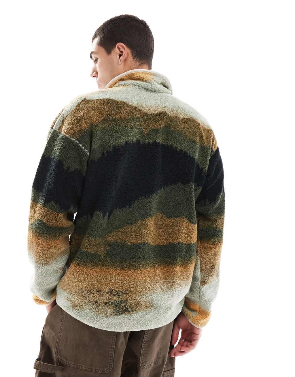 Columbia Helvetia II printed half snap fleece in green Product Image