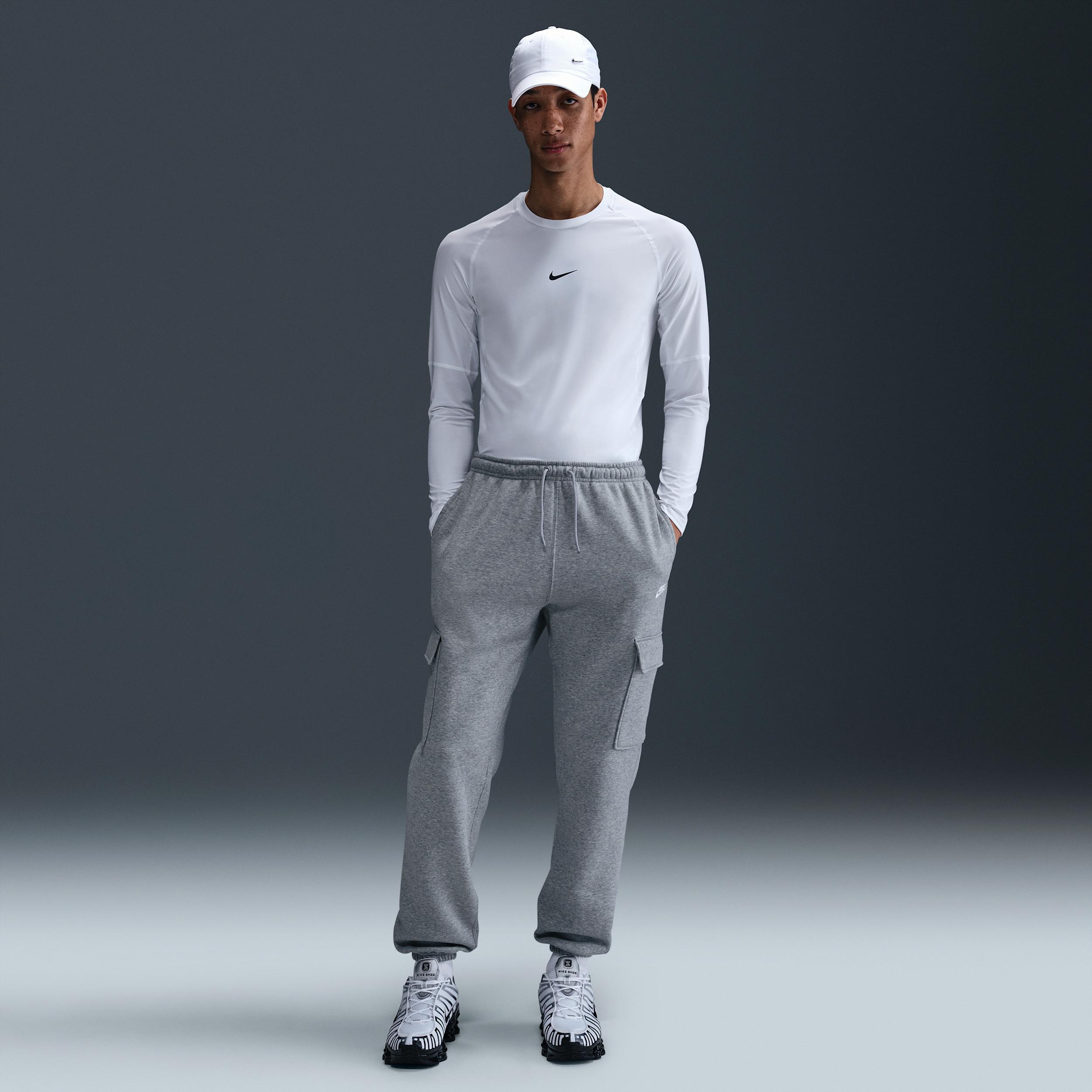 Nike Men's Club Fleece Cargo Pants Product Image