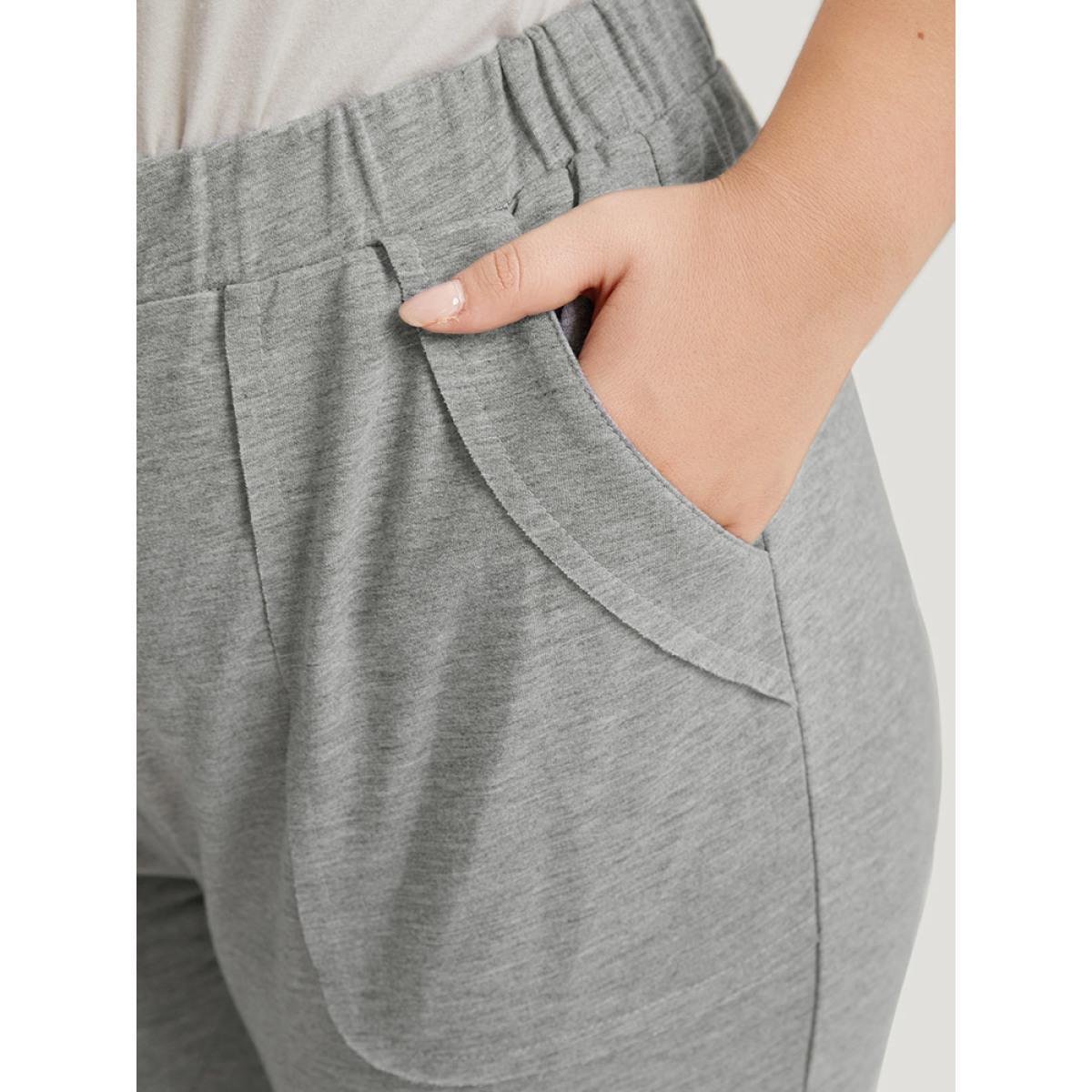 Solid Patched Slant Pocket High Rise Sweatpants Gray Plus Size Women Casual Dailywear Pocket 18-20/2X Bloomchic Product Image