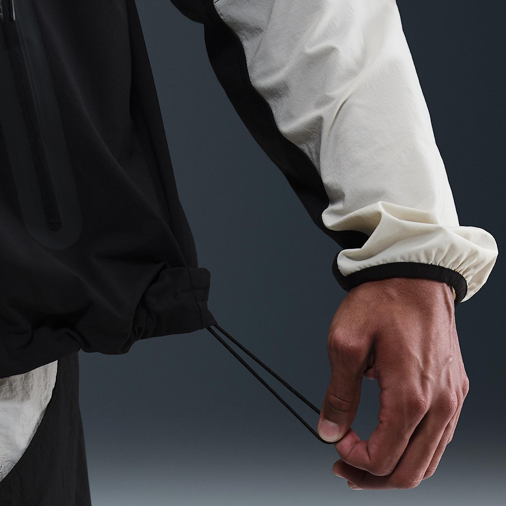 Nike Tech Men's Dri-FIT Woven Color-Block Windrunner Loose Jacket Product Image