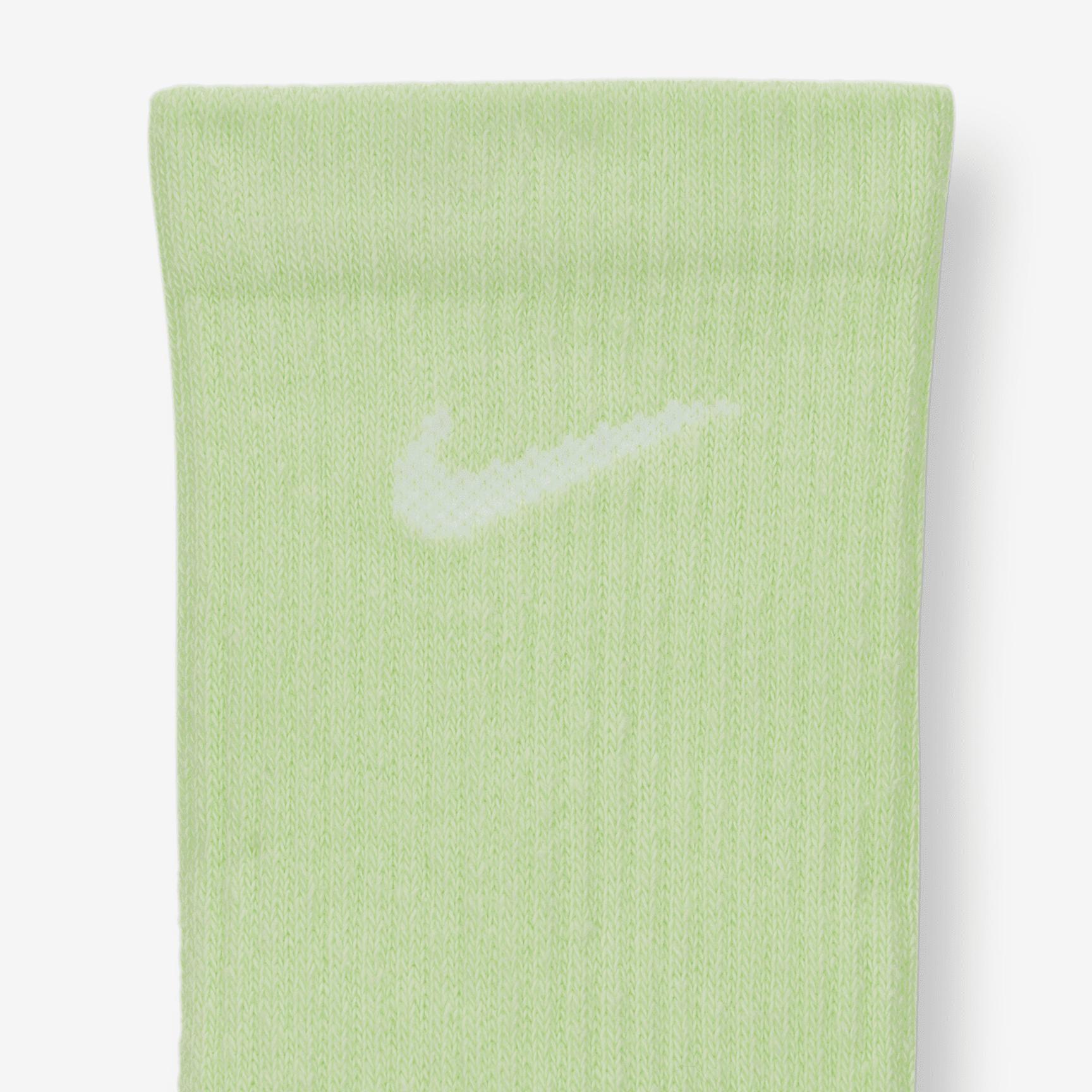 Nike Men's Everyday Plus Cushioned Training Crew Socks (6 Pairs) Product Image