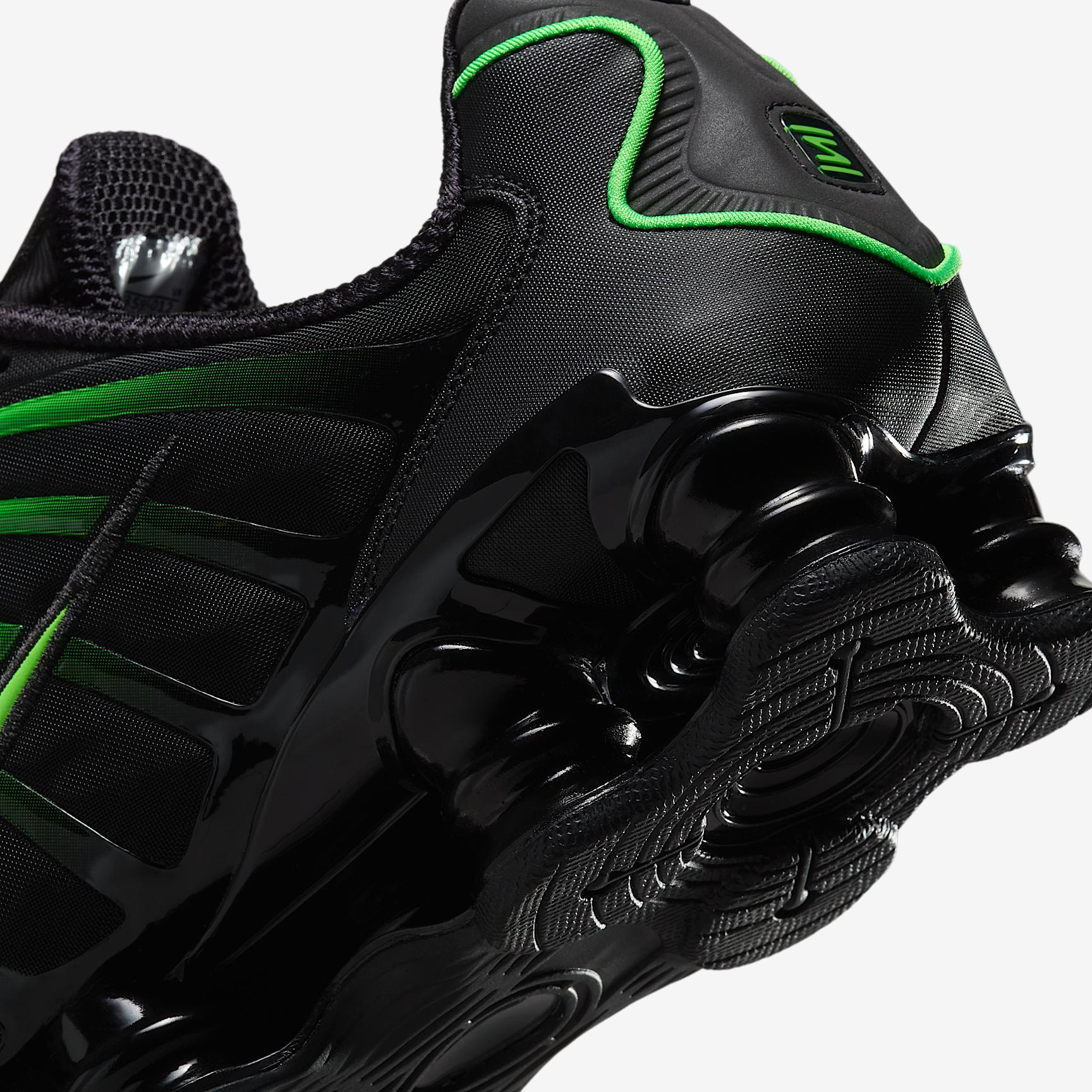 Nike Men's Shox TL Shoes Product Image