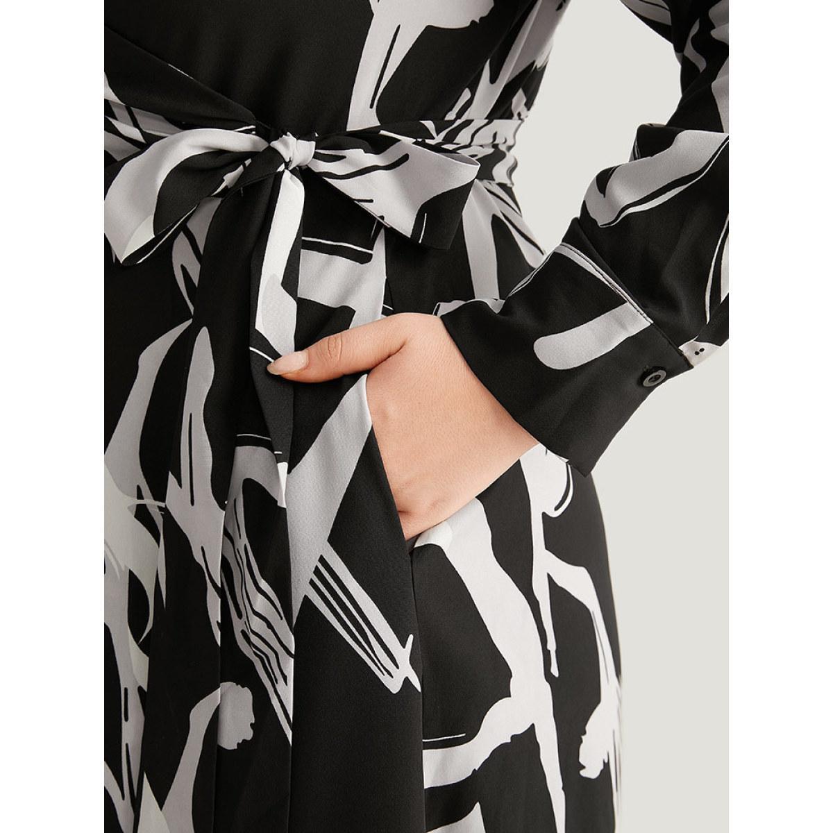 Plus Size Geometric Print Pocket Wrap Ties Dress BlackFlower Women Office Wrap V-neck Long Sleeve Curvy Midi Dress BloomChic 28/5X Product Image