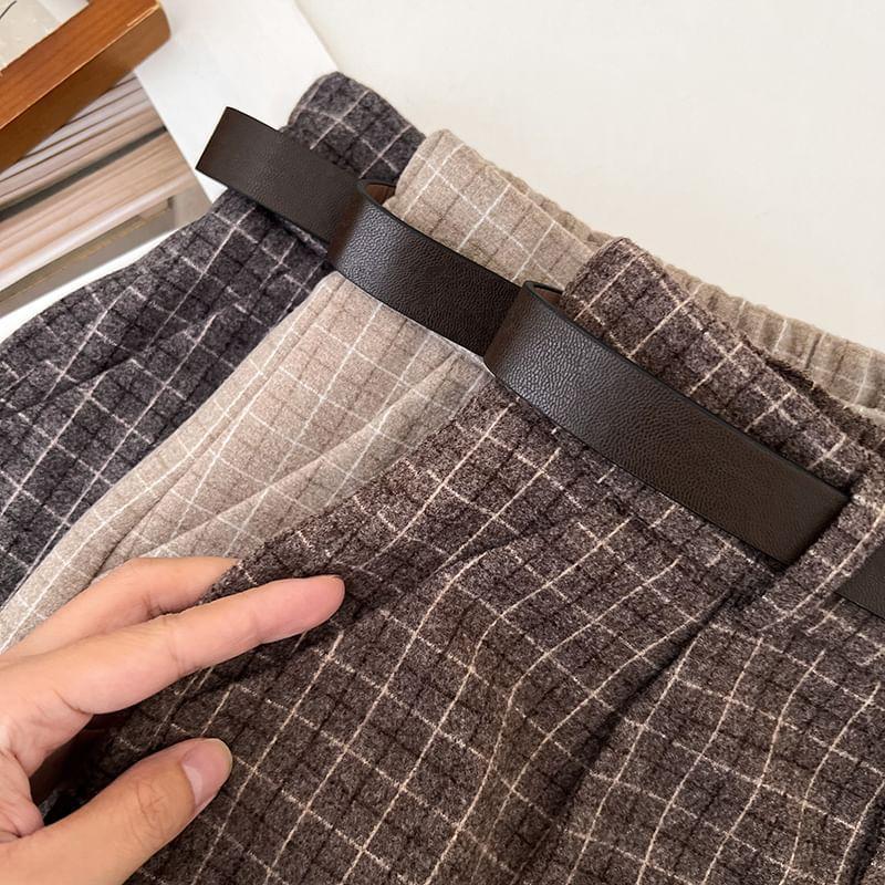High Waist Plaid Shorts Product Image