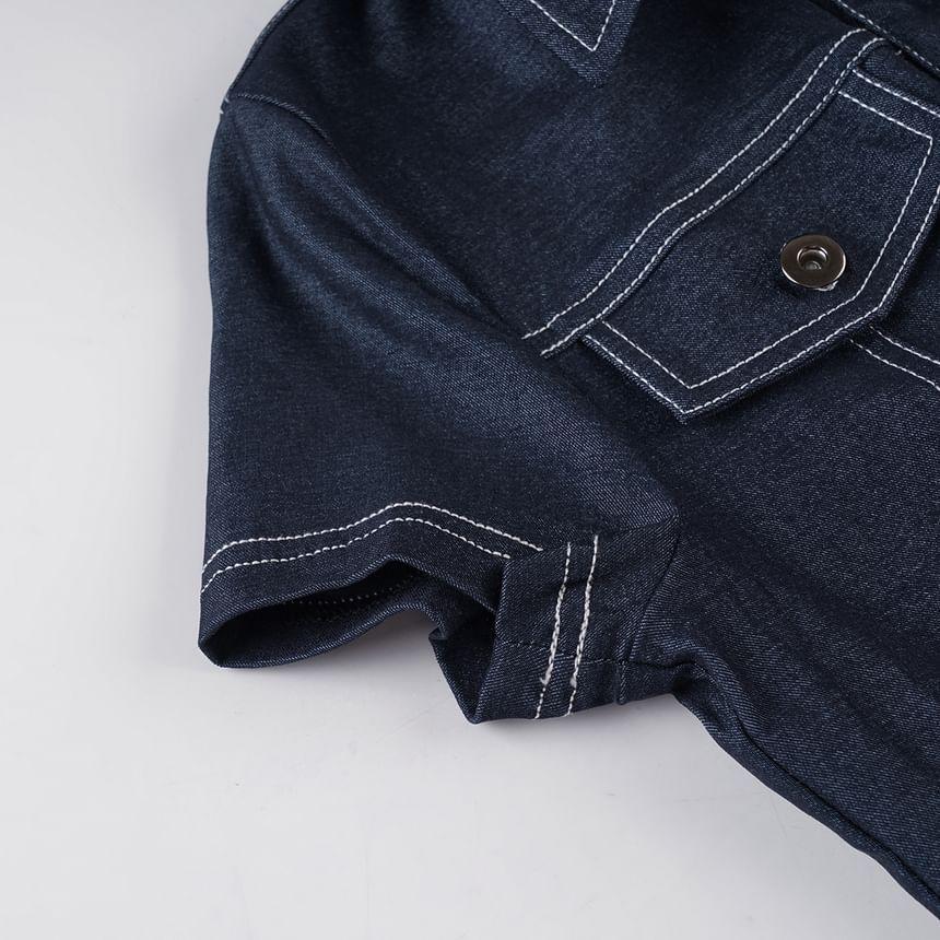 Short-Sleeve V-Neck Contrast Stitching Denim Crop Slim Fit Shirt Product Image