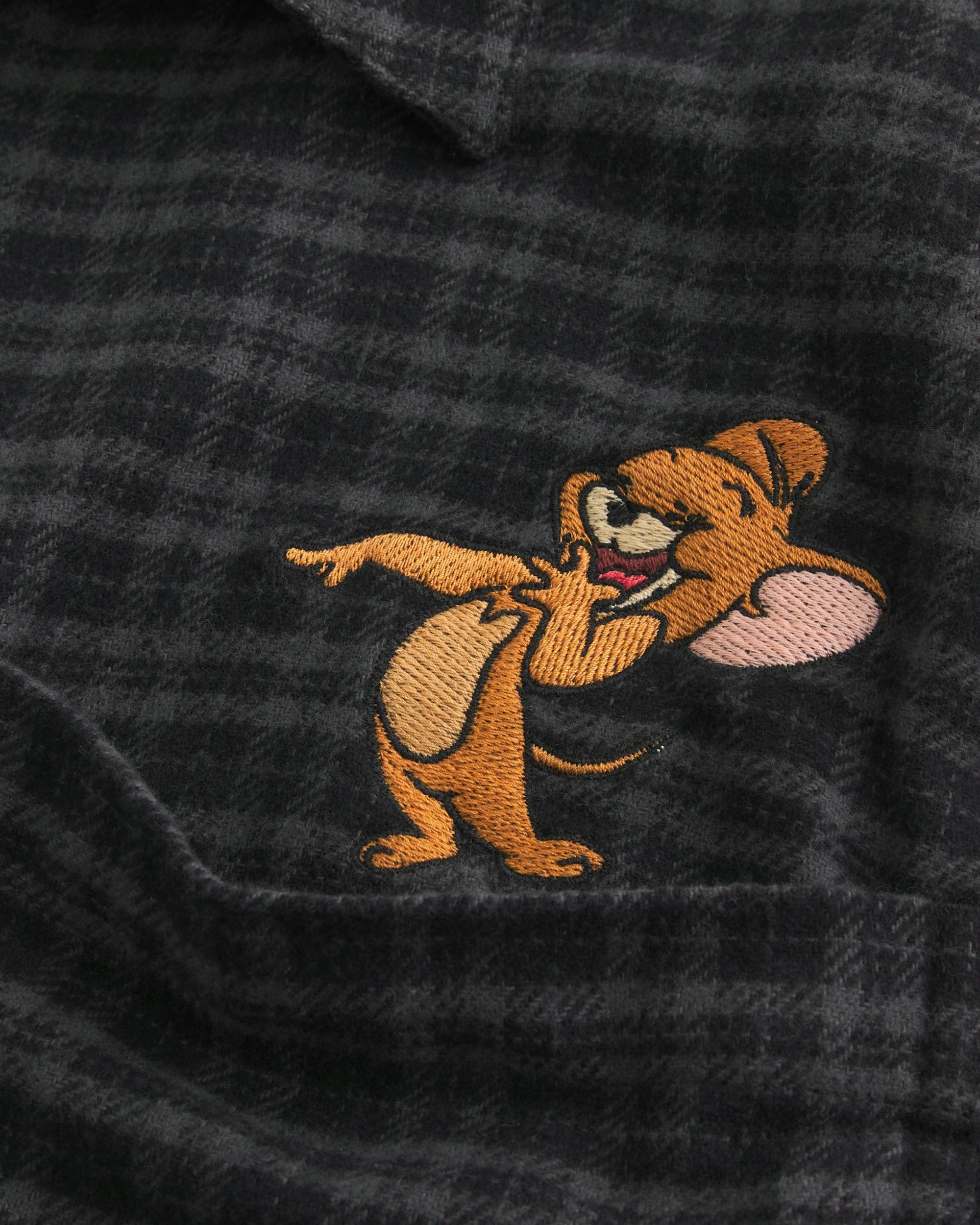 Relaxed Flannel Tom and Jerry Graphic Shirt Product Image