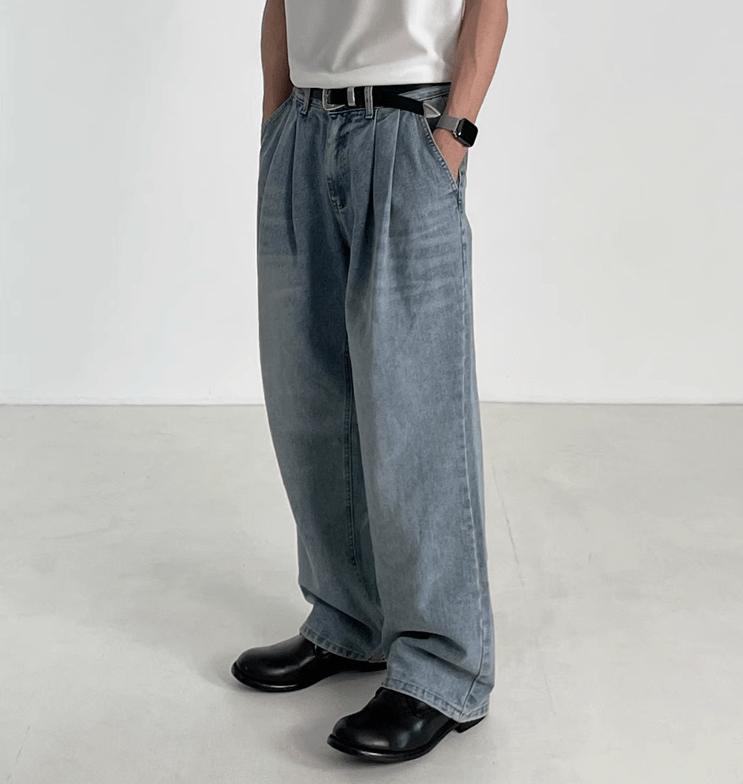 RT No. 11177 WASHED BLUE DENIM STRAIGHT JEANS Product Image