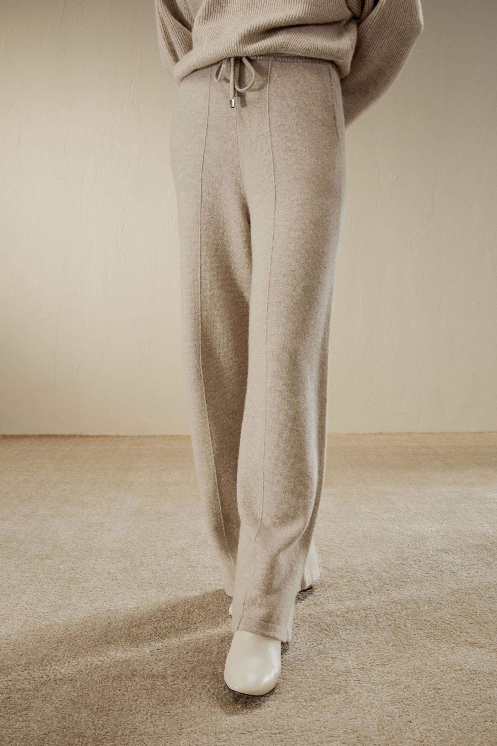 Fluid Cashmere Sweatpants Product Image