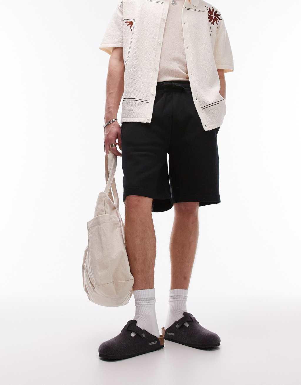 Topman premium heavyweight oversized jersey shorts in black Product Image