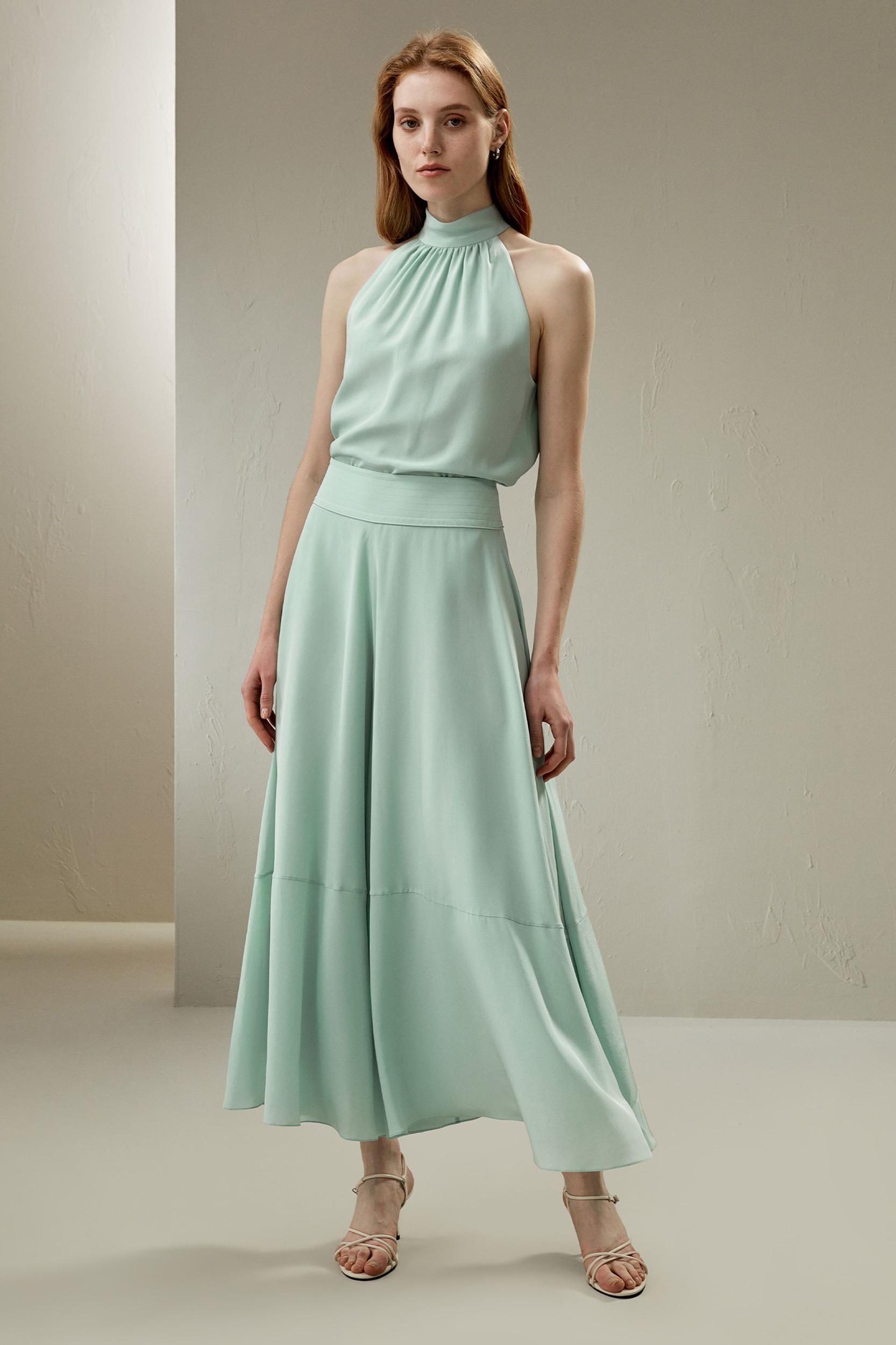 Yasmin Sleeveless Halter Top Product Image