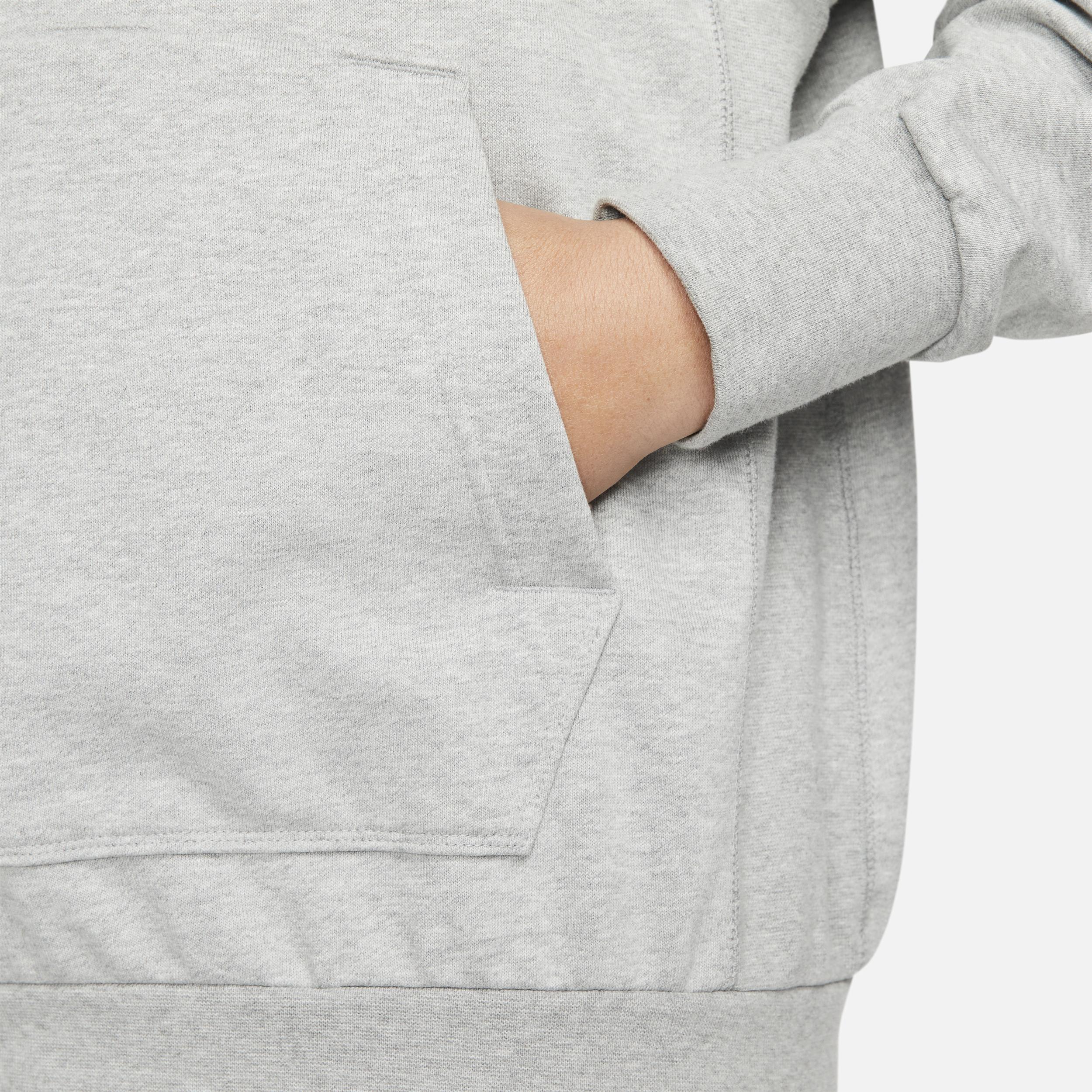 Nike Men's Standard Issue Dri-FIT Pullover Basketball Hoodie Product Image