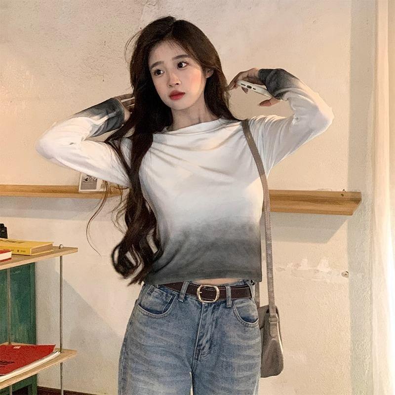 Long Sleeve Crew Neck Gradient Tee Product Image