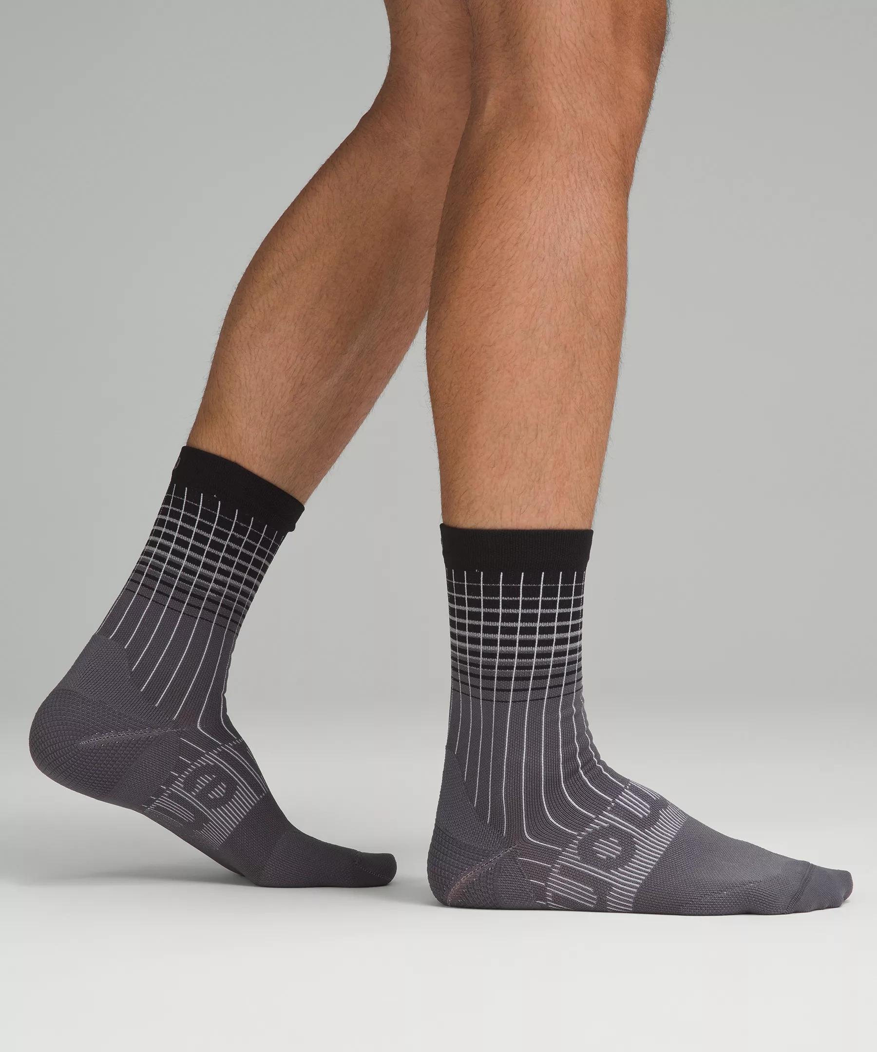 Men's Power Stride Crew Socks *Reflective Product Image